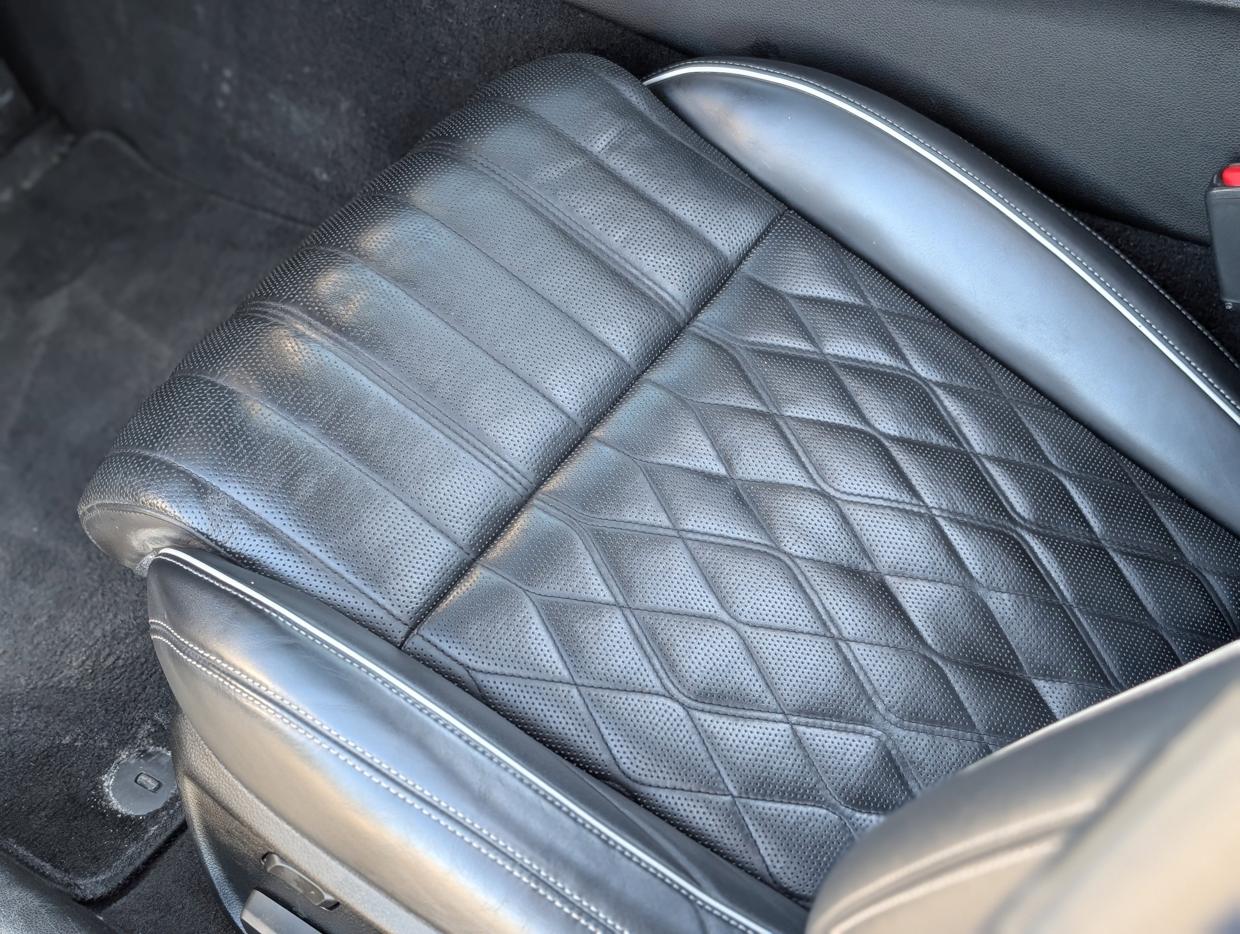 2021 Genesis G70 2.0T