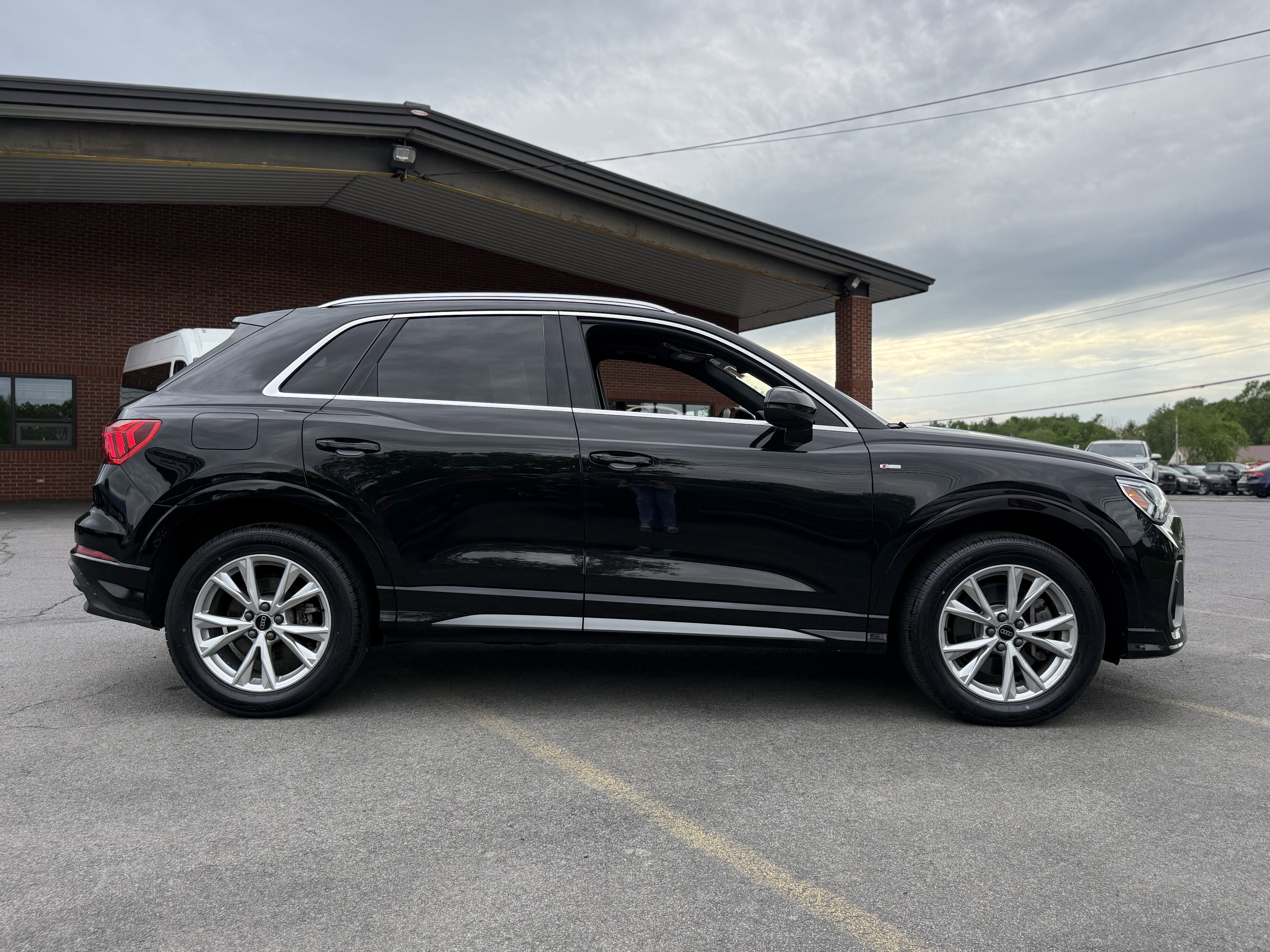 2023 Audi Q3 Premium S Line quattro