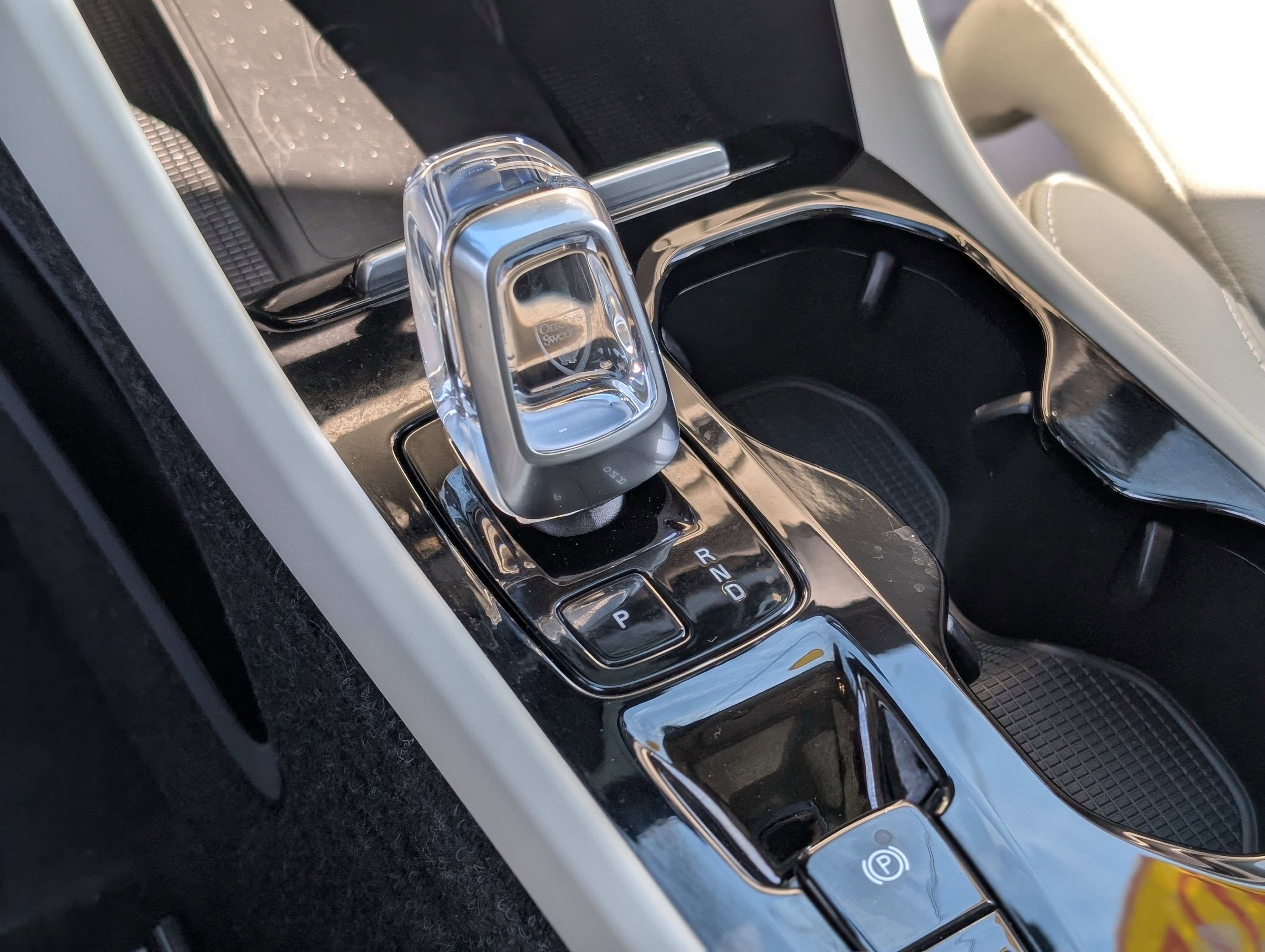 2024 Volvo XC40 B5 Plus Bright Theme