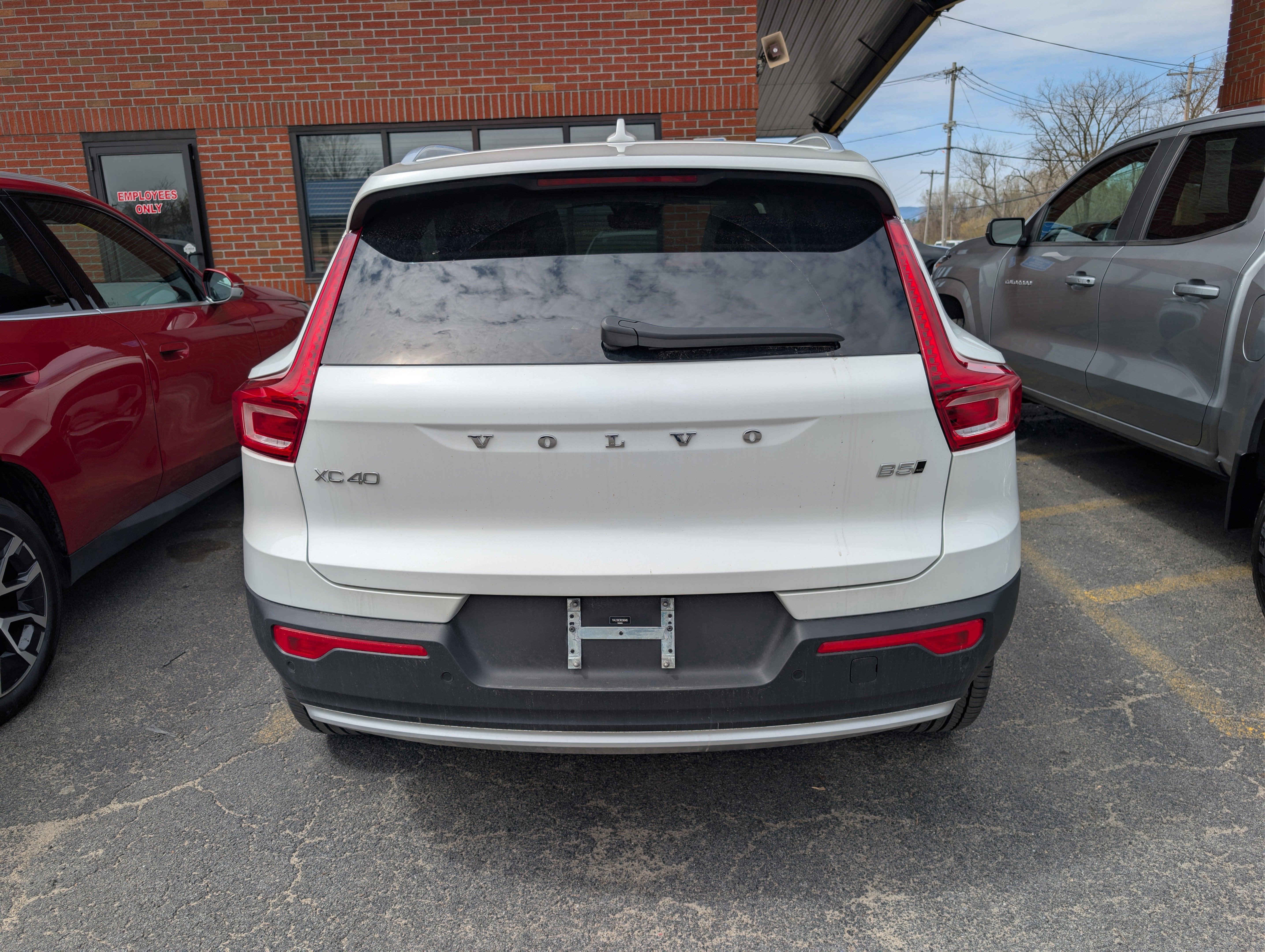 2024 Volvo XC40 B5 Plus Bright Theme