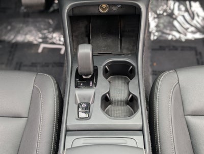 2025 Volvo XC40 B5 Core