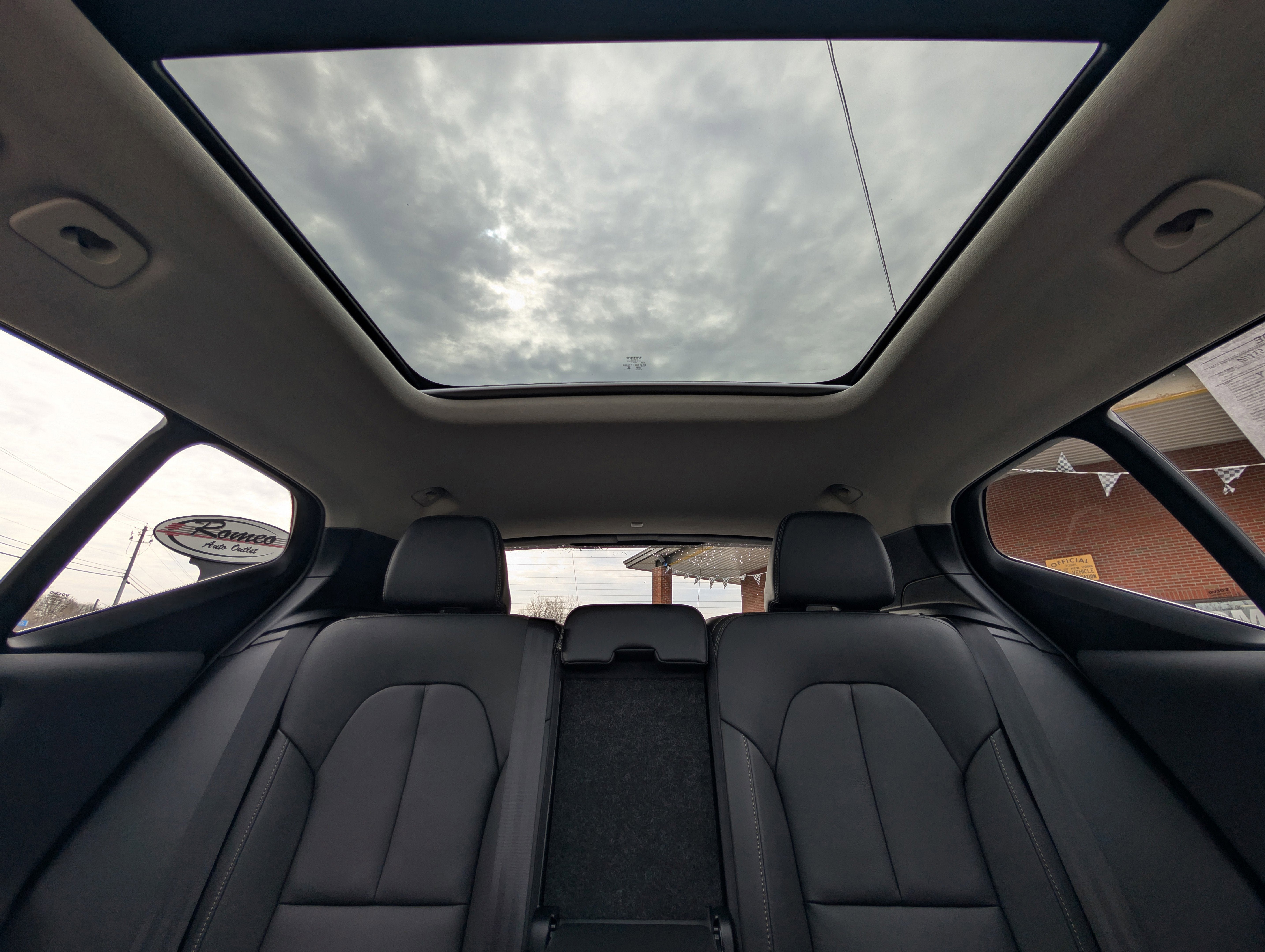 2025 Volvo XC40 B5 Core