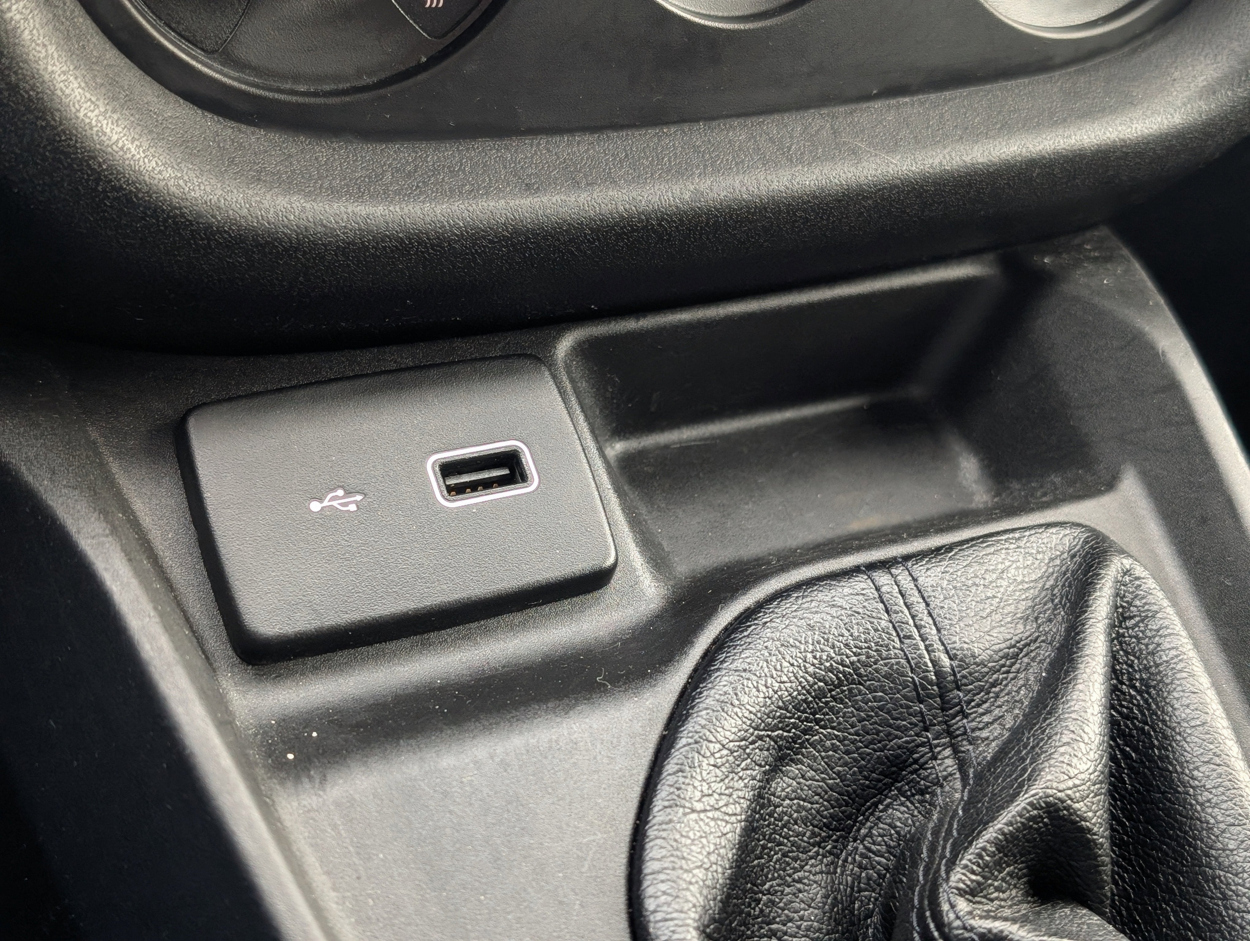 2022 RAM ProMaster City Base