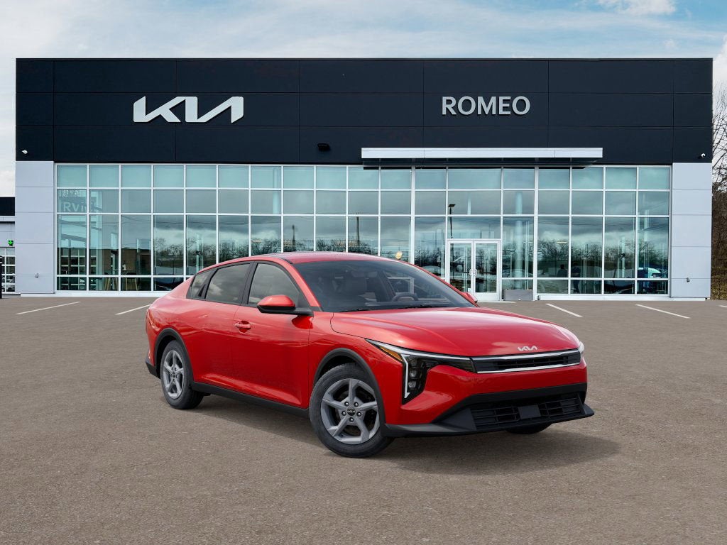 2025 Kia K4 LXS