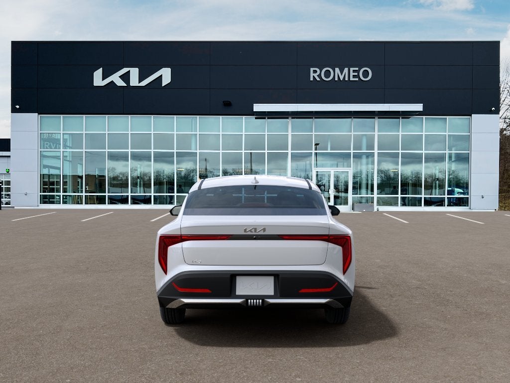 2026 Kia K4 LXS