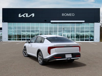 2026 Kia K4 LXS