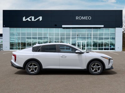2026 Kia K4 LXS