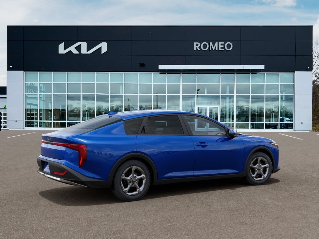 2026 Kia K4 LXS