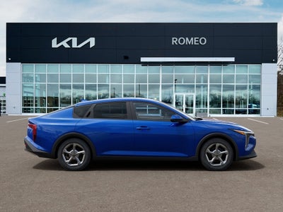 2026 Kia K4 LXS