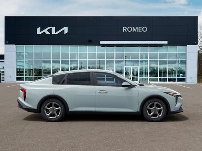 2026 Kia K4 LXS