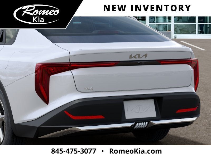 2026 Kia K4 LXS
