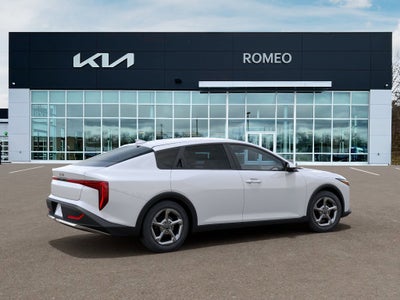 2026 Kia K4 LXS