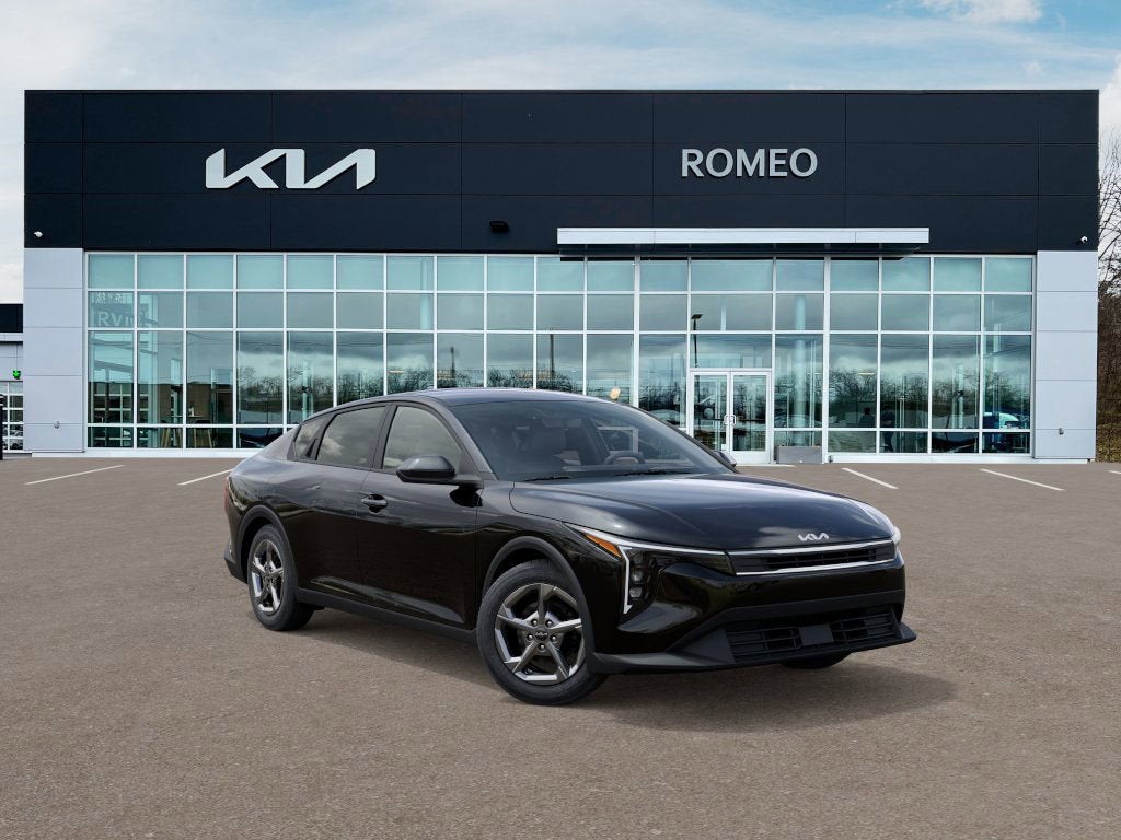 2026 Kia K4 Base