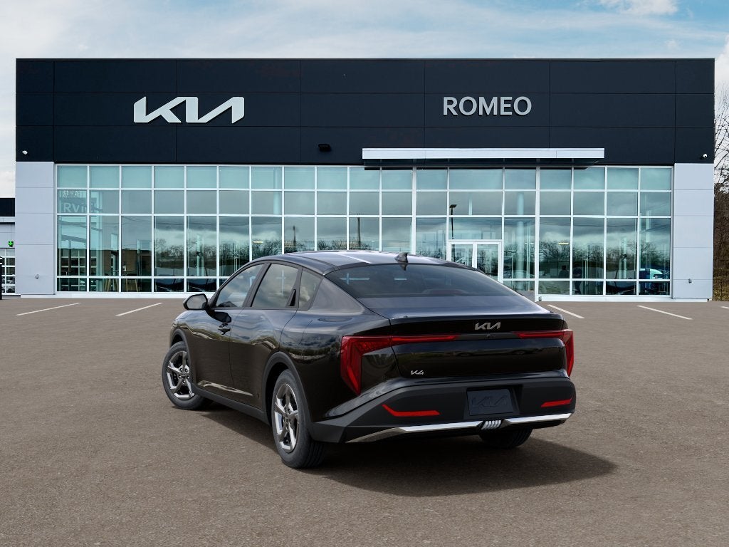 2026 Kia K4 Base