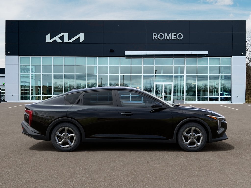 2026 Kia K4 Base