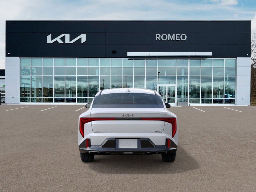 2025 Kia K4 GT-Line