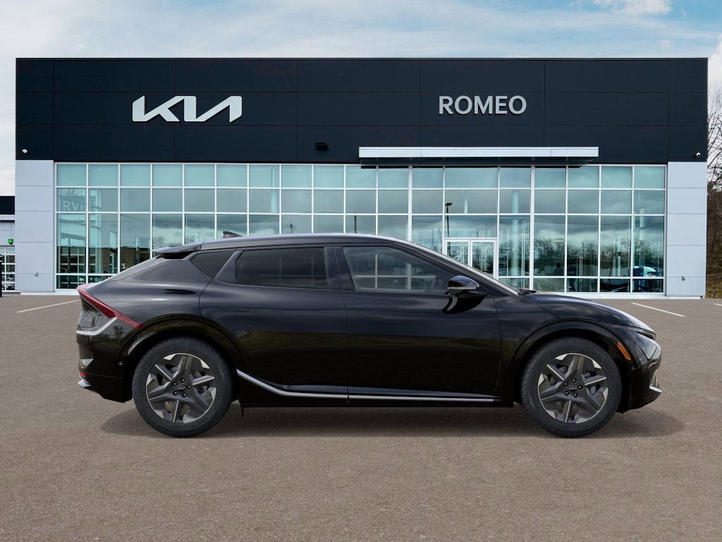 2025 Kia EV6 Light Long Range