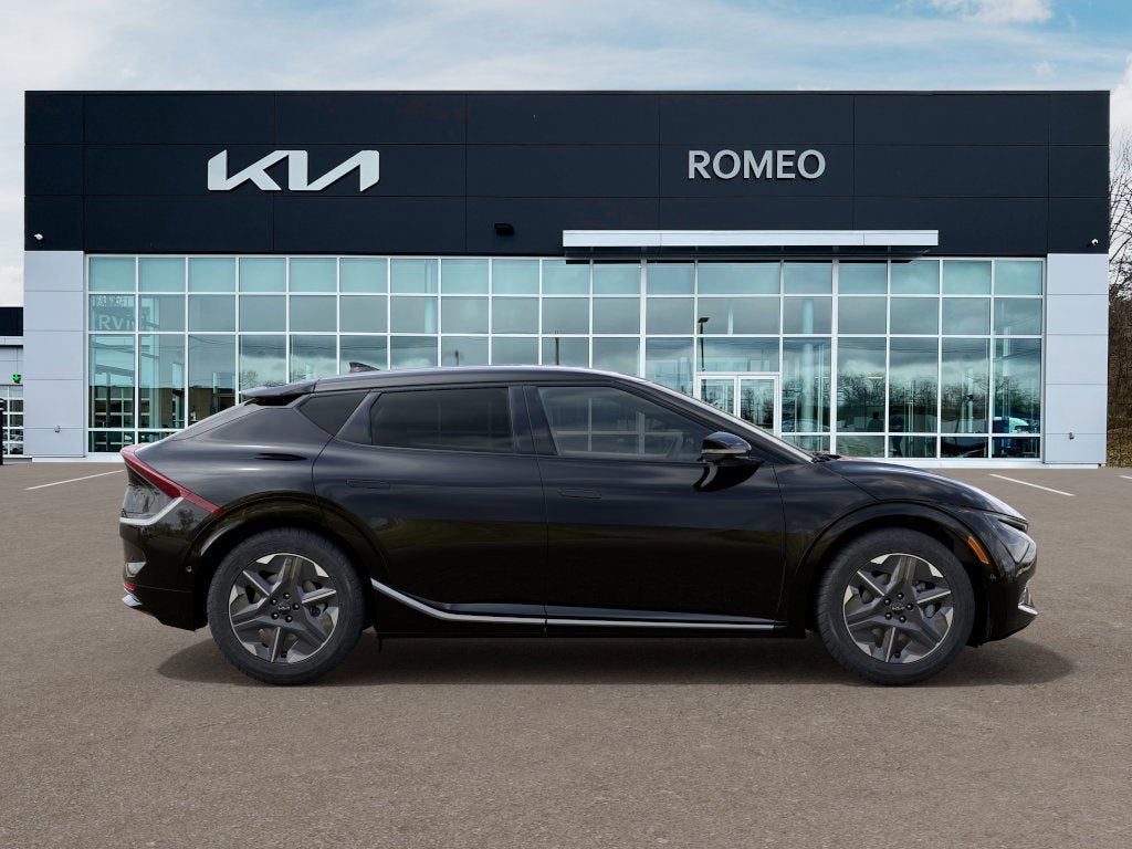 2025 Kia EV6 Light Long Range