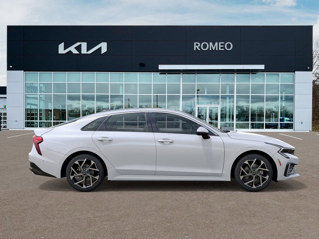 2026 Kia K5 EX