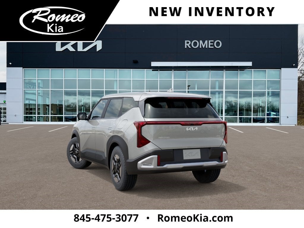 2027 Kia Seltos LX