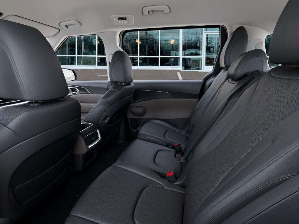 2026 Kia Carnival Base
