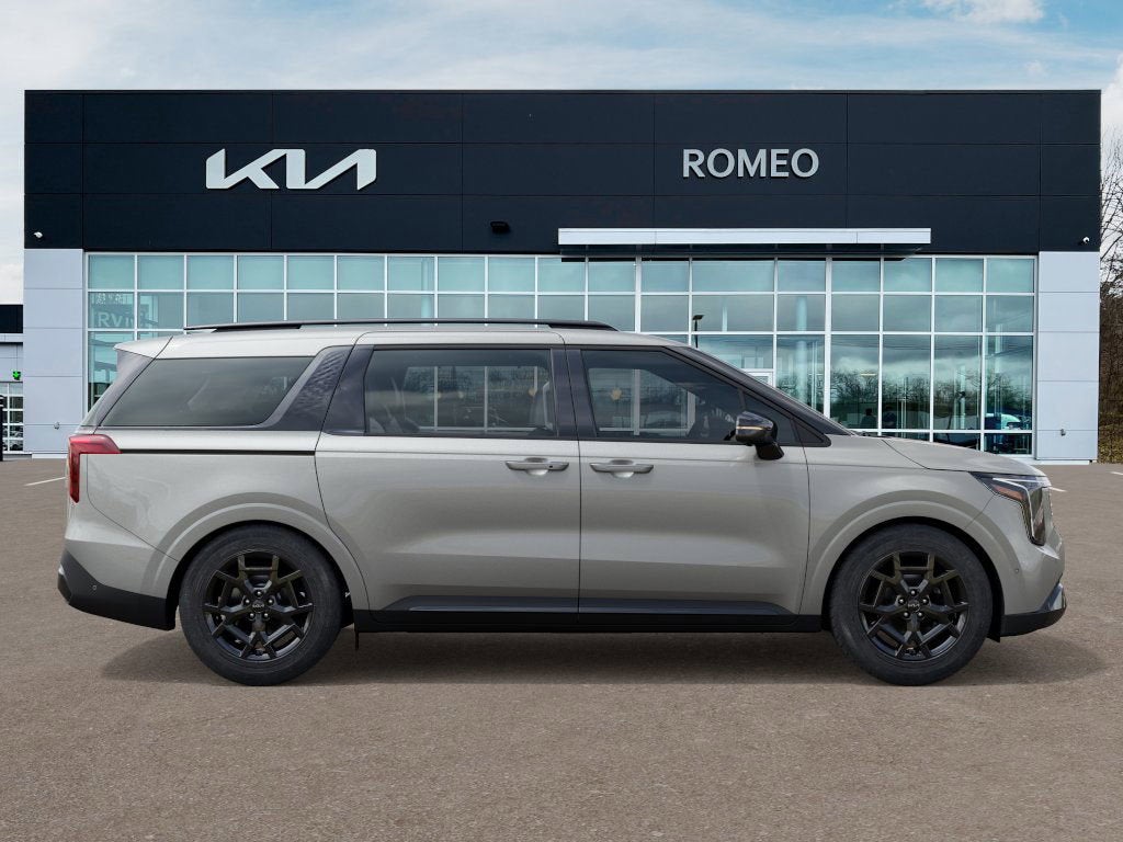 2026 Kia Carnival Hybrid Base