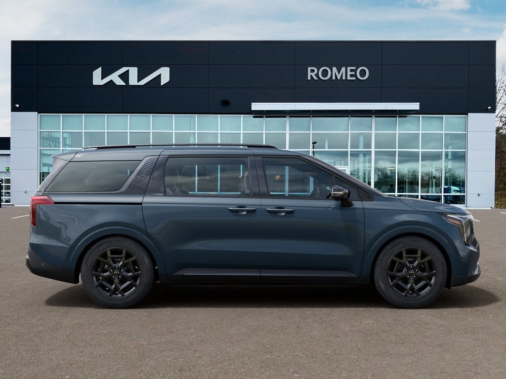 2026 Kia Carnival Hybrid Base