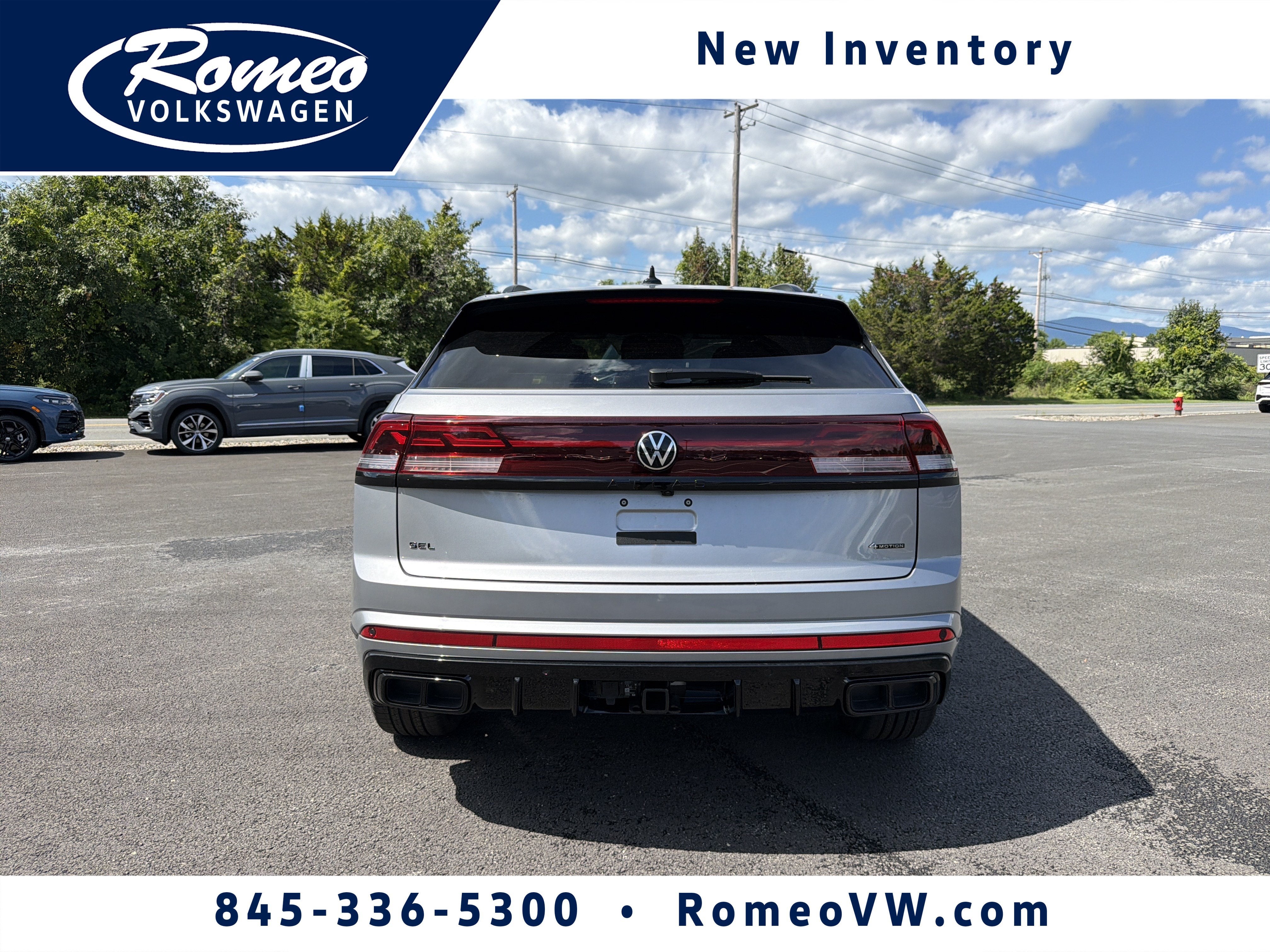 2026 Volkswagen Atlas Cross Sport 2.0T SEL R-Line Black