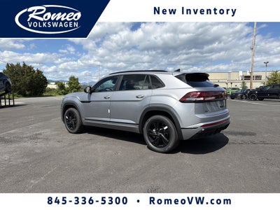 2026 Volkswagen Atlas Cross Sport 2.0T SEL R-Line Black