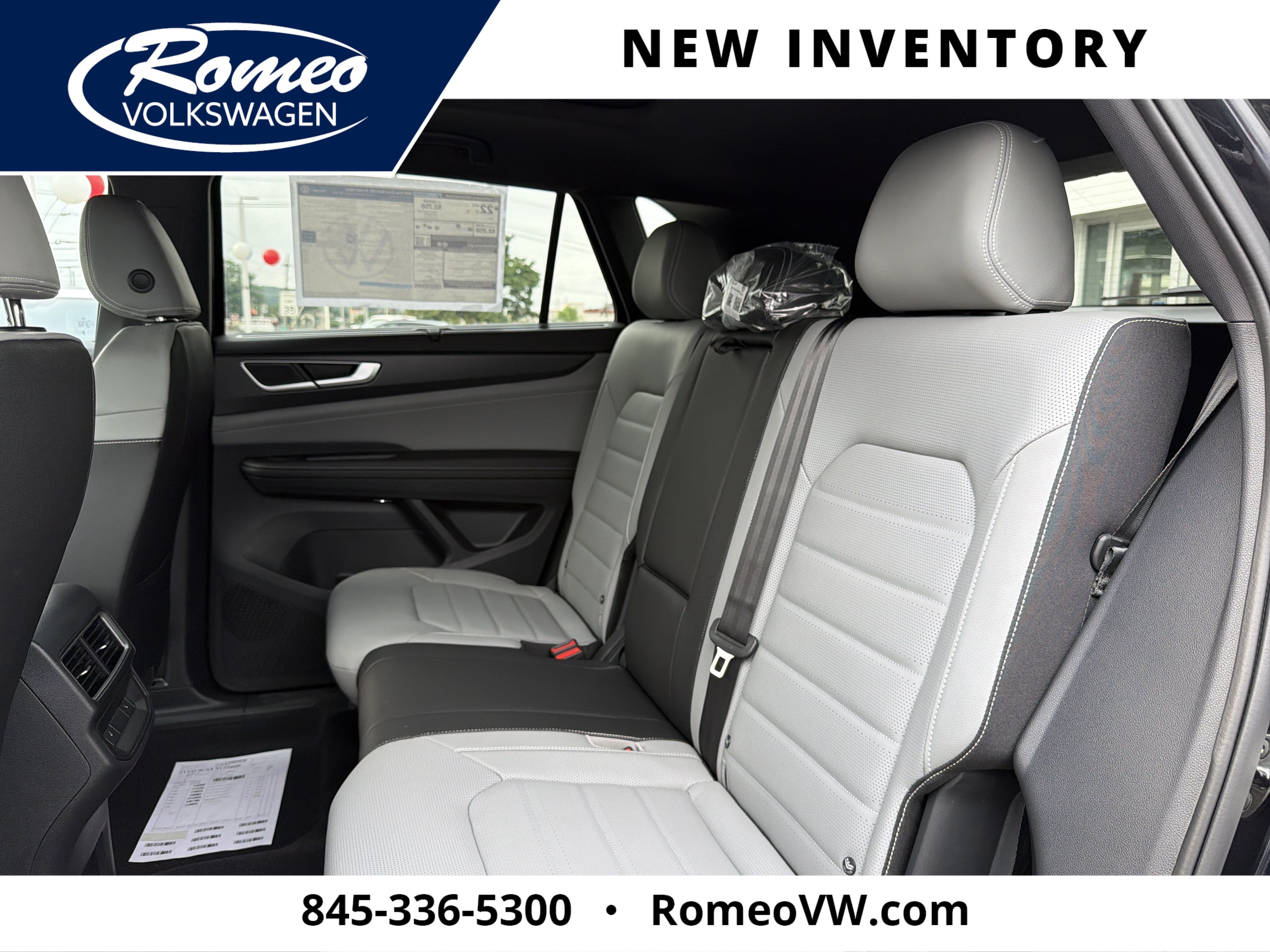 2026 Volkswagen Atlas Cross Sport 2.0T SEL R-Line Black