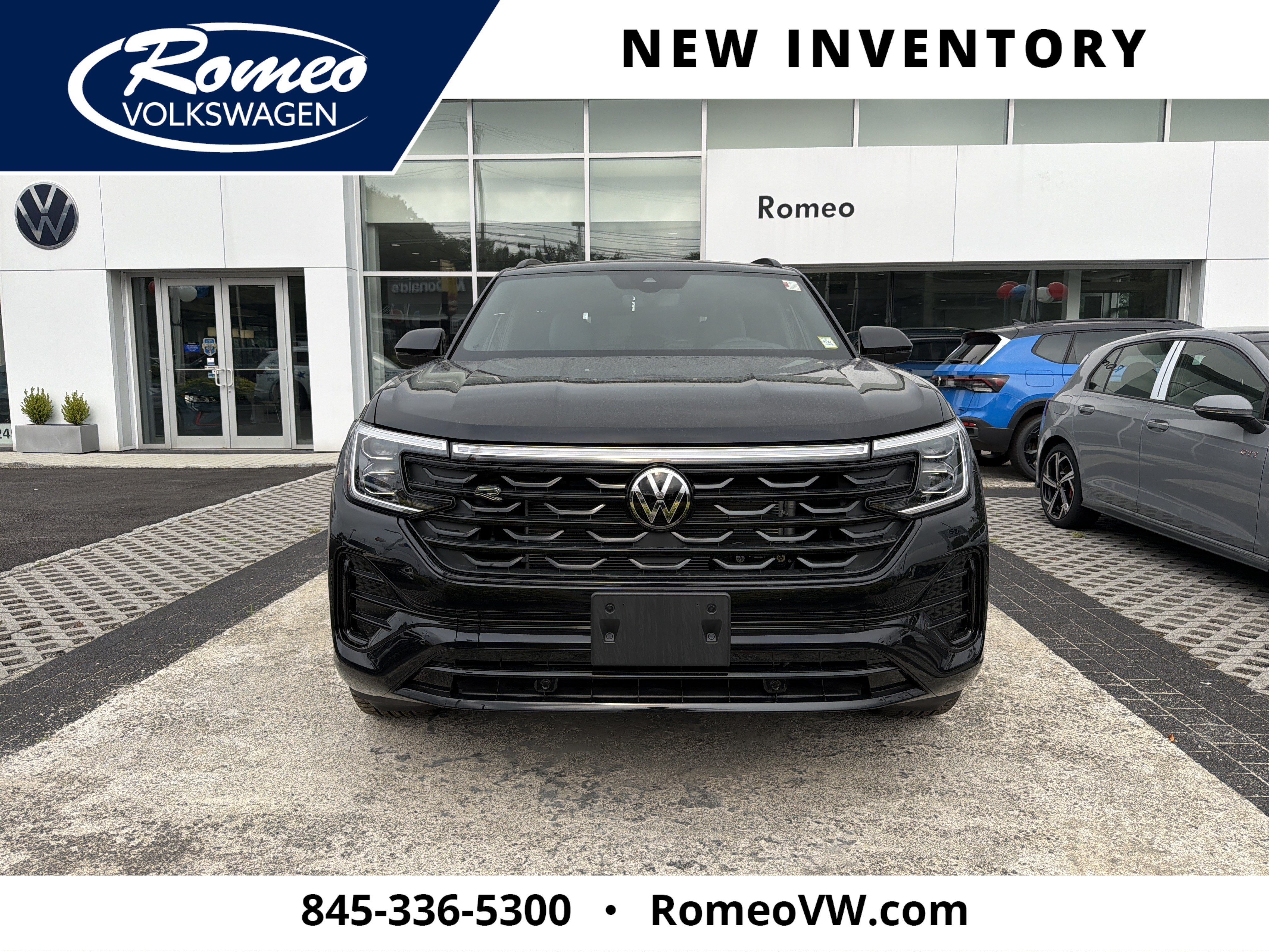 2026 Volkswagen Atlas Cross Sport 2.0T SEL R-Line Black