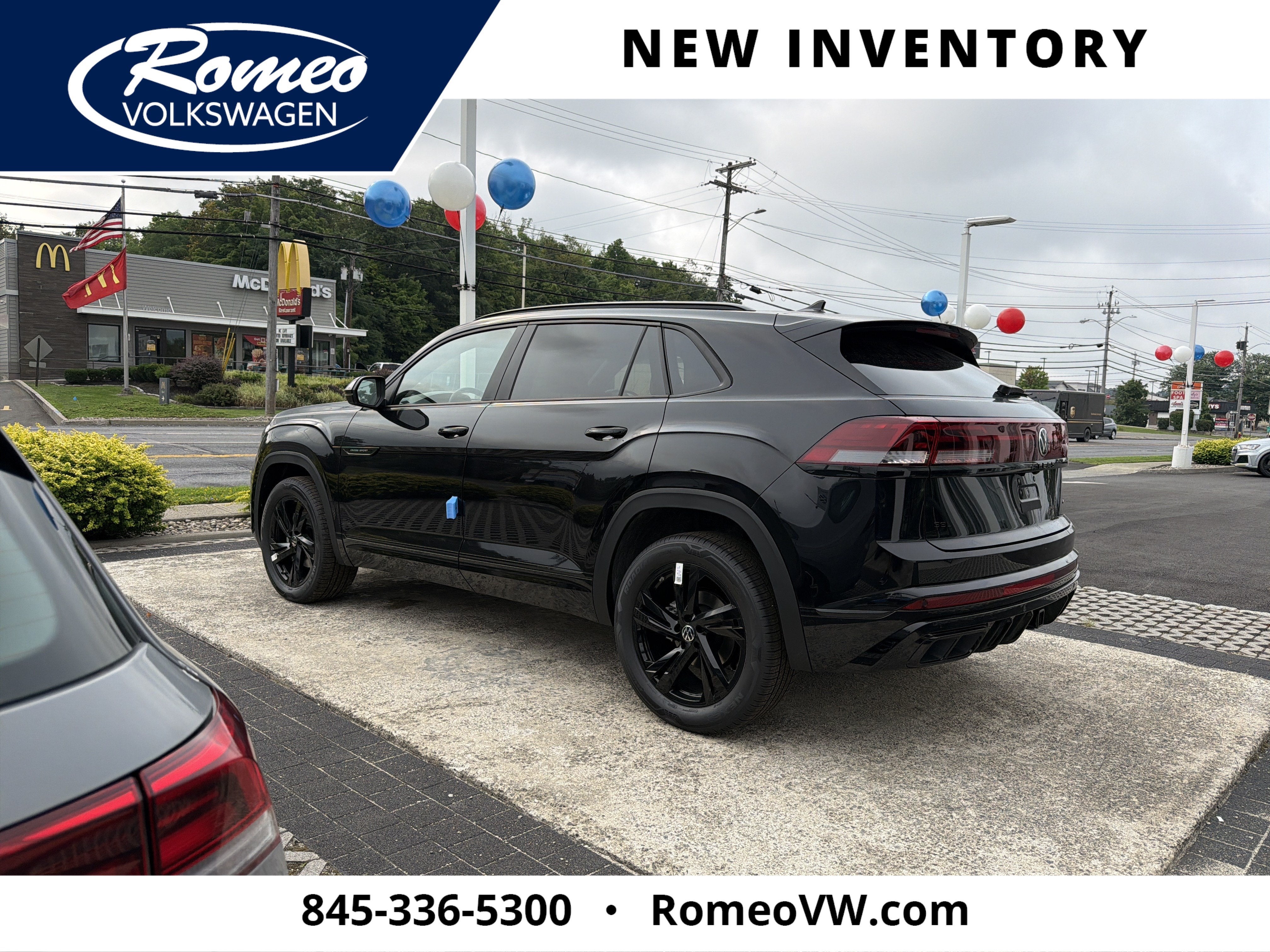 2026 Volkswagen Atlas Cross Sport 2.0T SEL R-Line Black