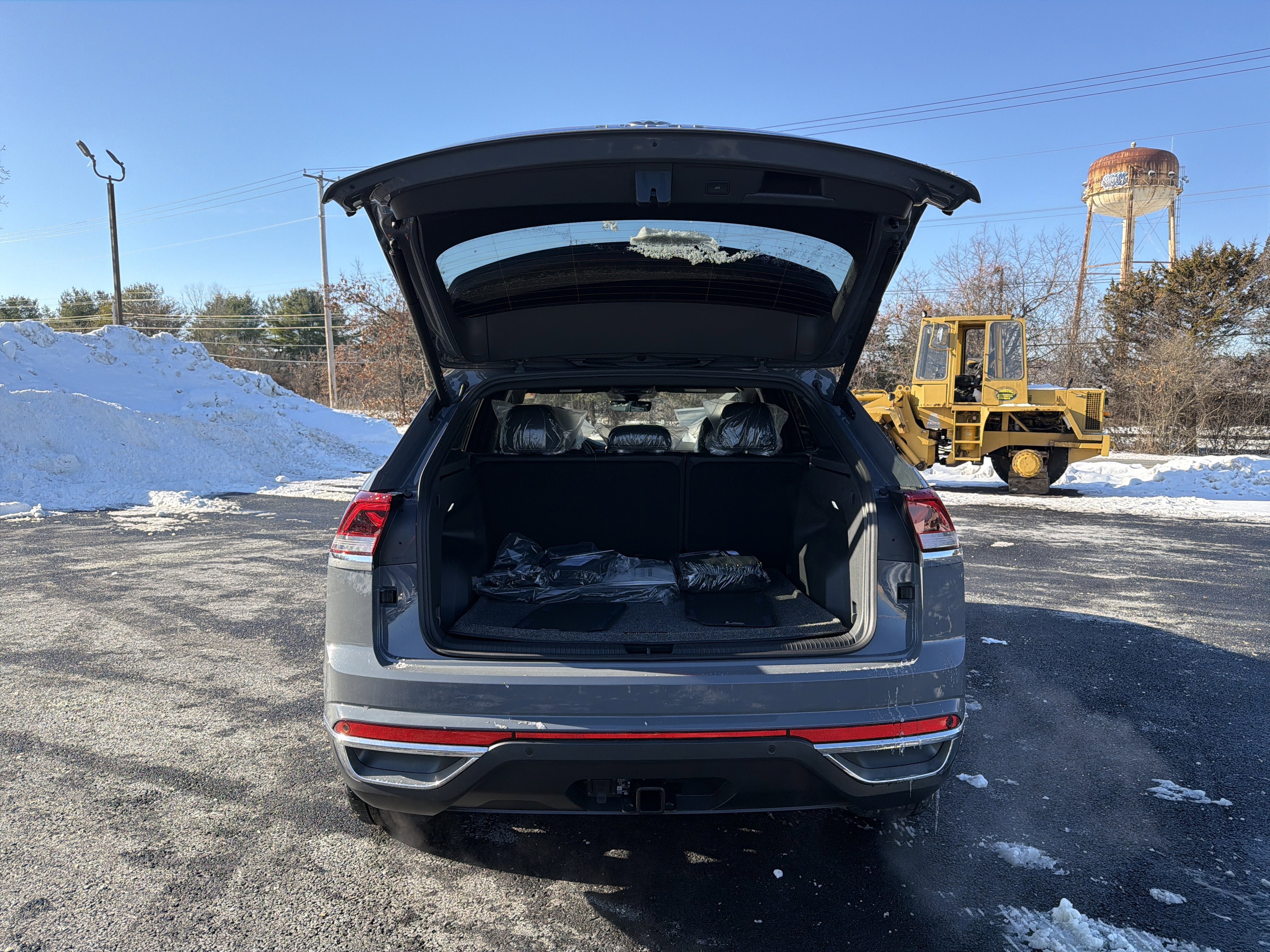 2026 Volkswagen Atlas Cross Sport 2.0T SEL