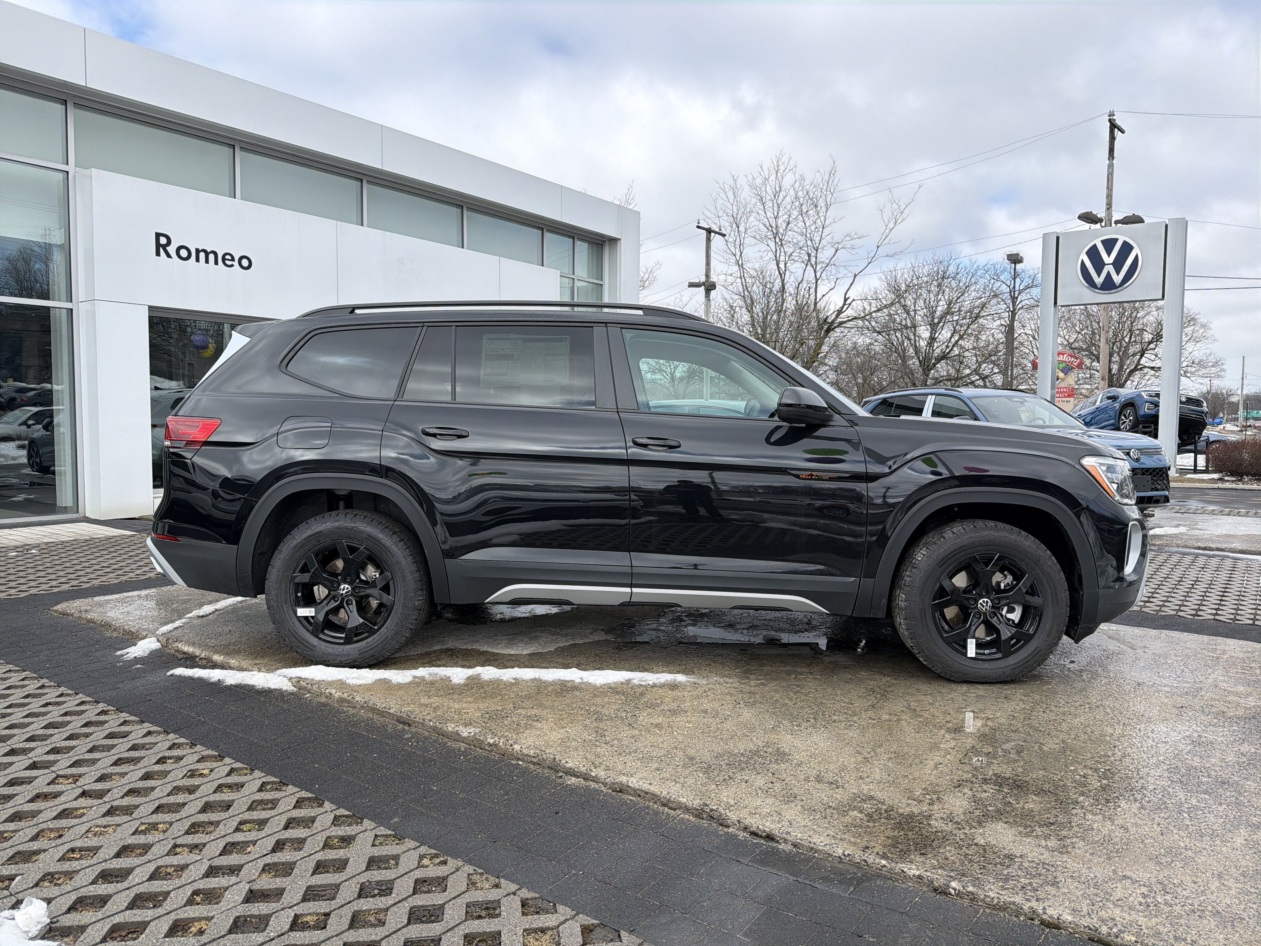 2026 Volkswagen Atlas 2.0T Peak Edition