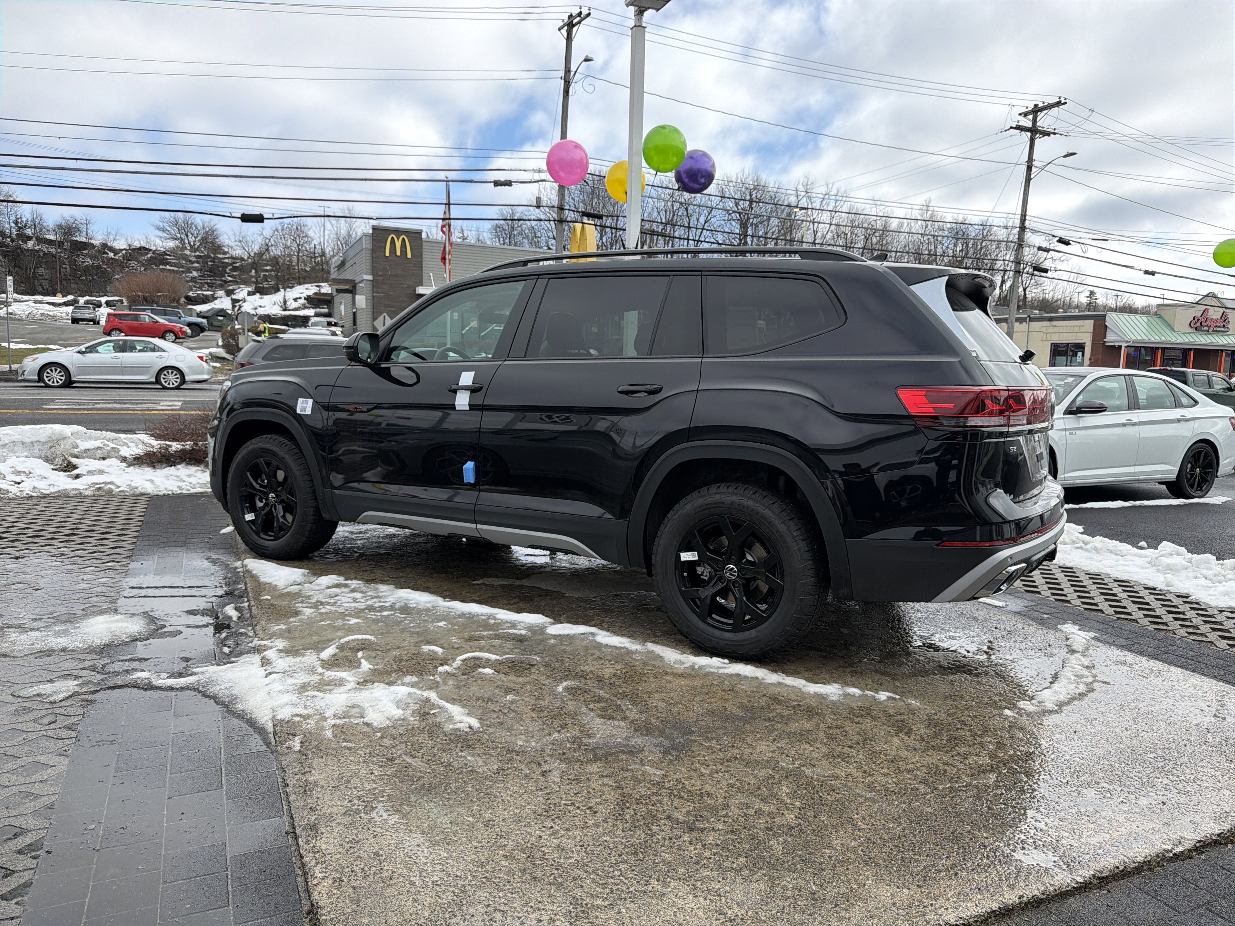 2026 Volkswagen Atlas 2.0T Peak Edition