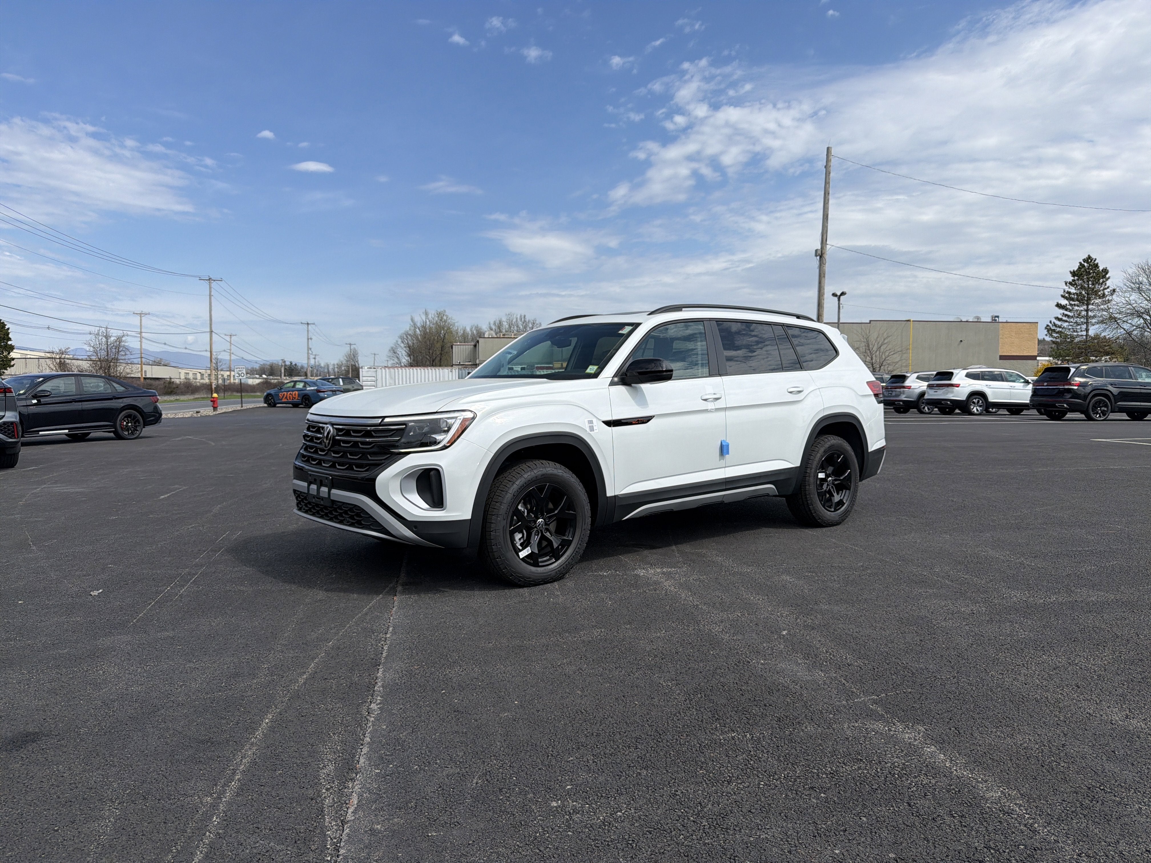 2026 Volkswagen Atlas 2.0T Peak Edition