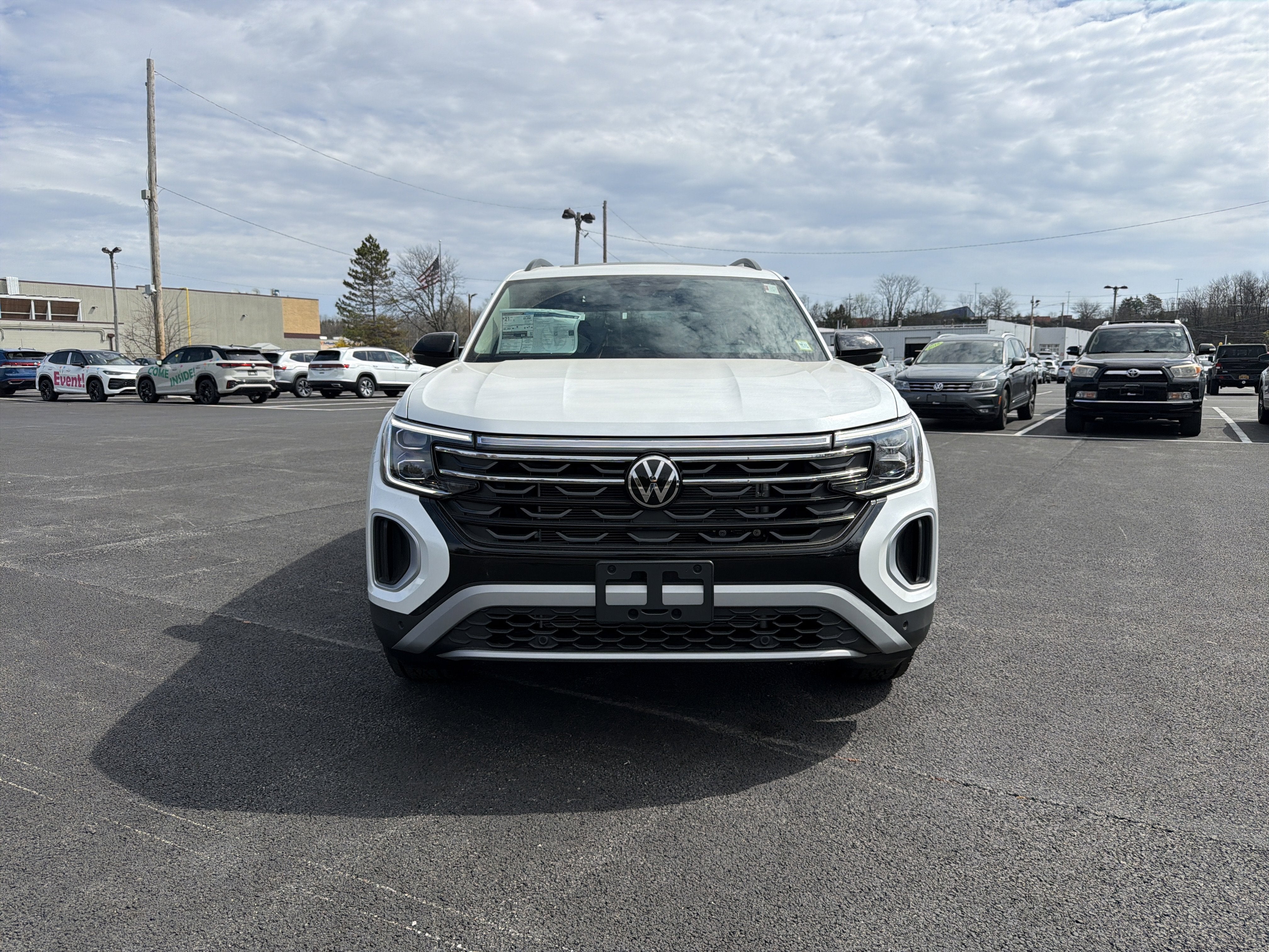 2026 Volkswagen Atlas 2.0T Peak Edition