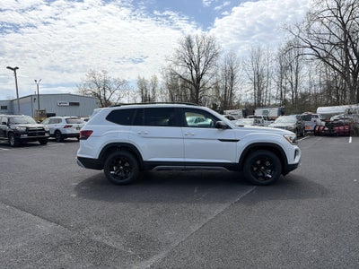 2026 Volkswagen Atlas 2.0T Peak Edition