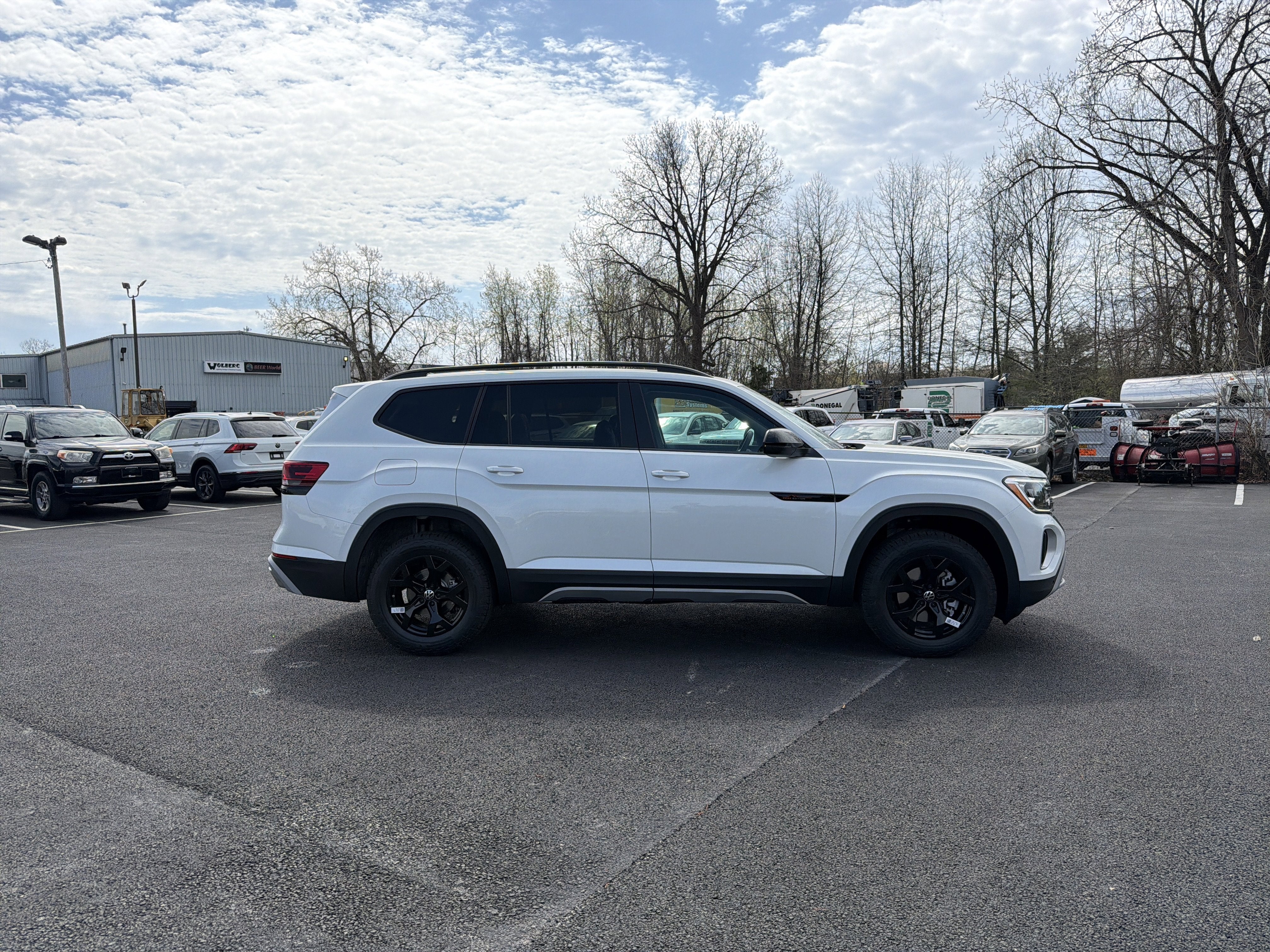 2026 Volkswagen Atlas 2.0T Peak Edition