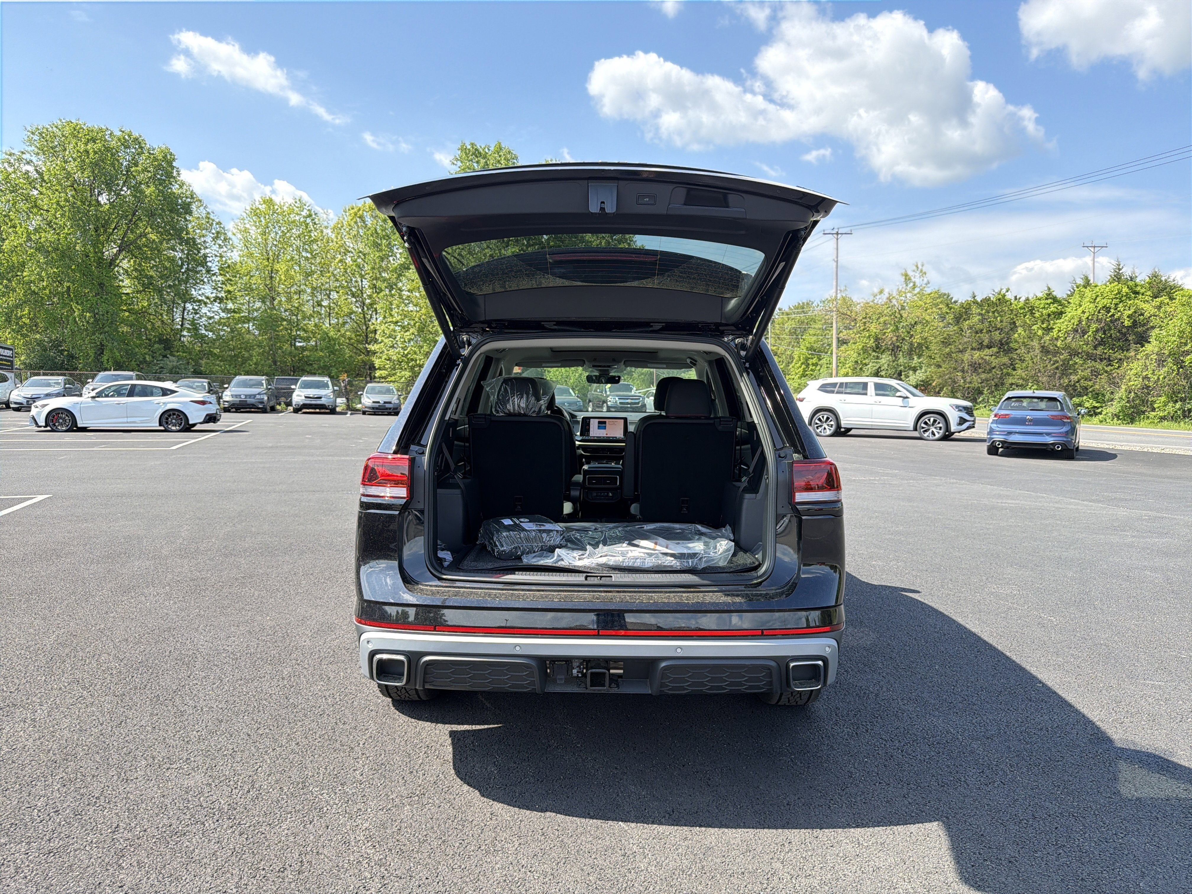 2026 Volkswagen Atlas 2.0T Peak Edition