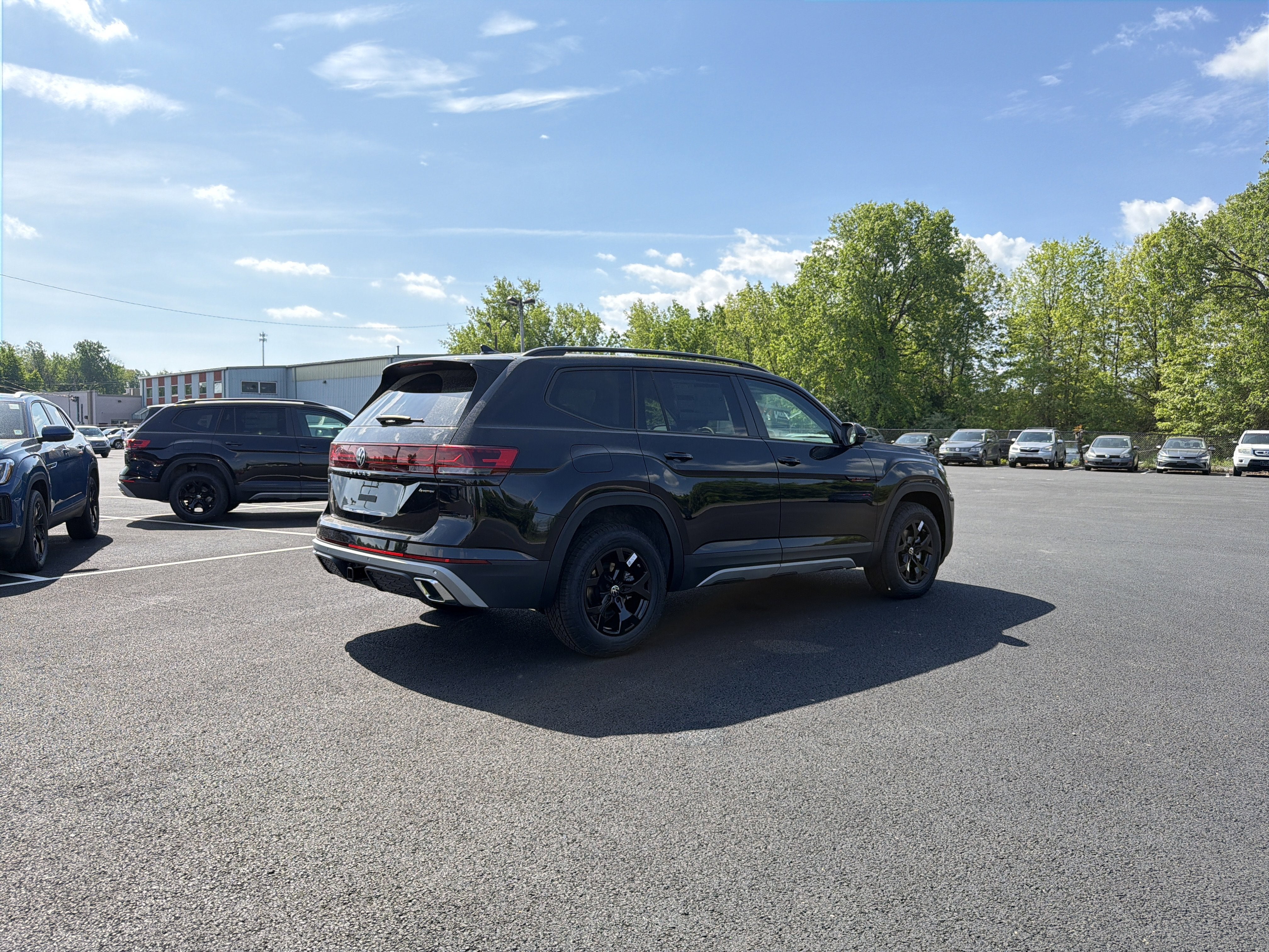 2026 Volkswagen Atlas 2.0T Peak Edition