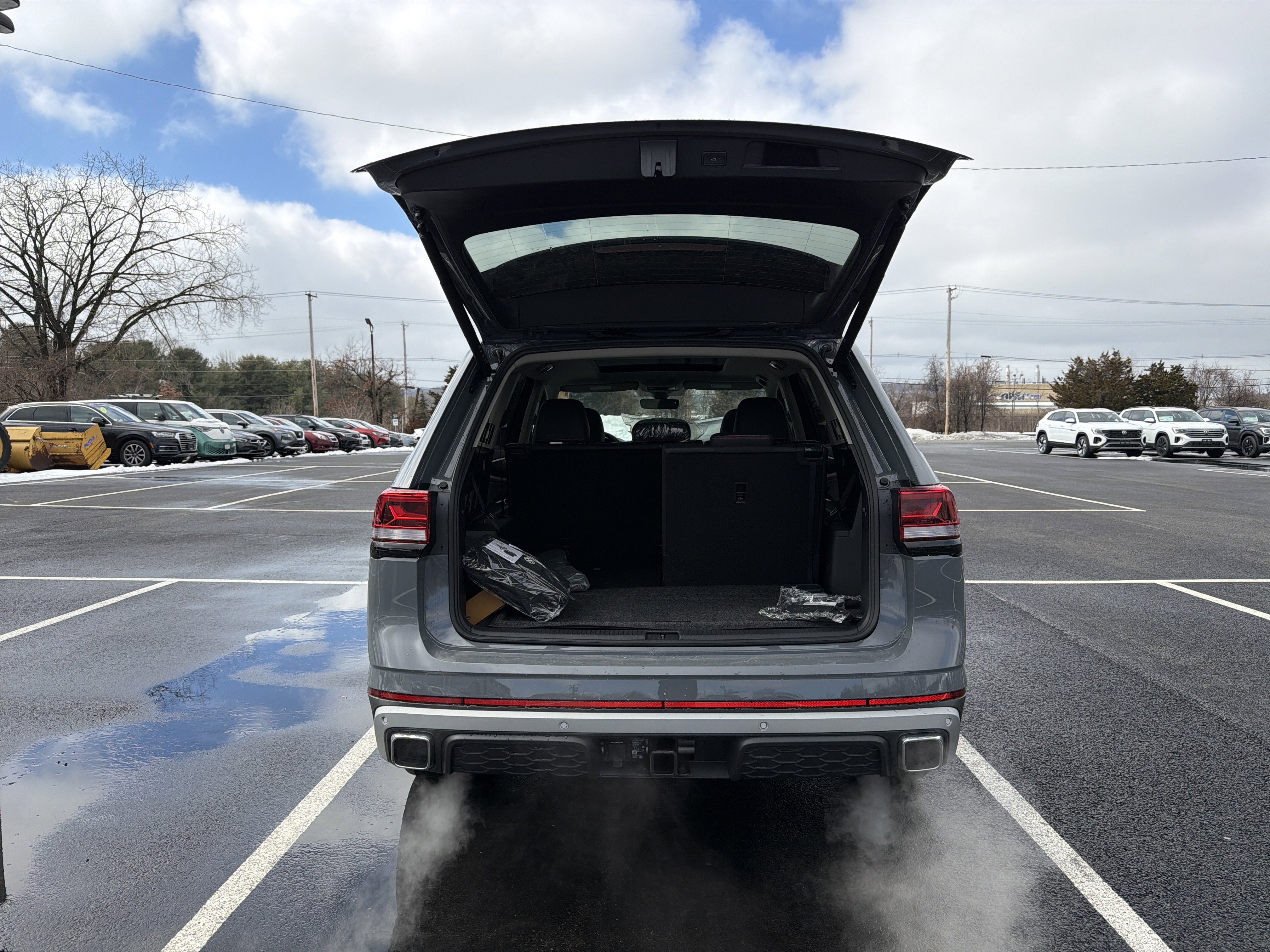 2026 Volkswagen Atlas 2.0T Peak Edition