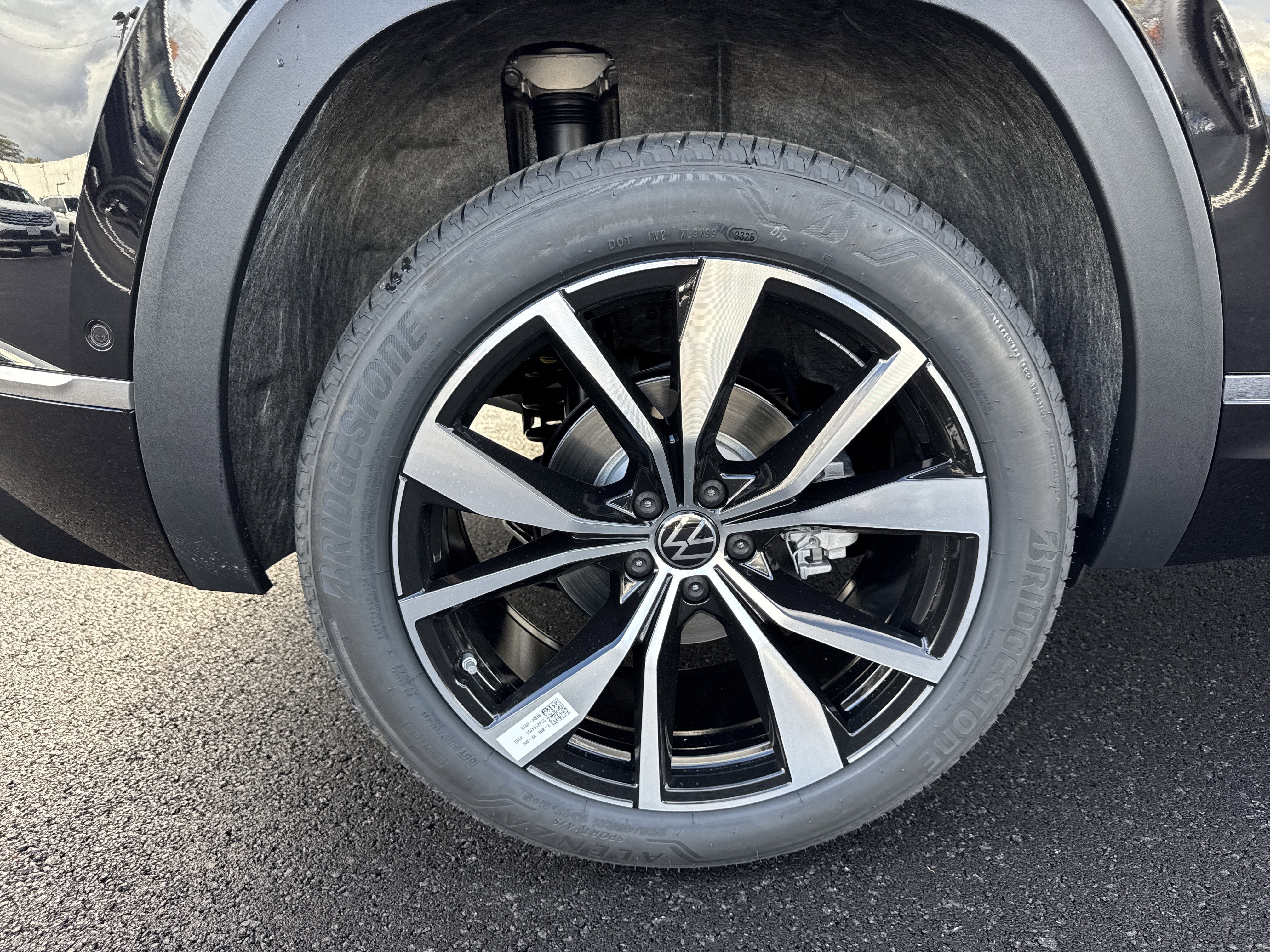 2026 Volkswagen Atlas Cross Sport 2.0T SEL Premium R-Line