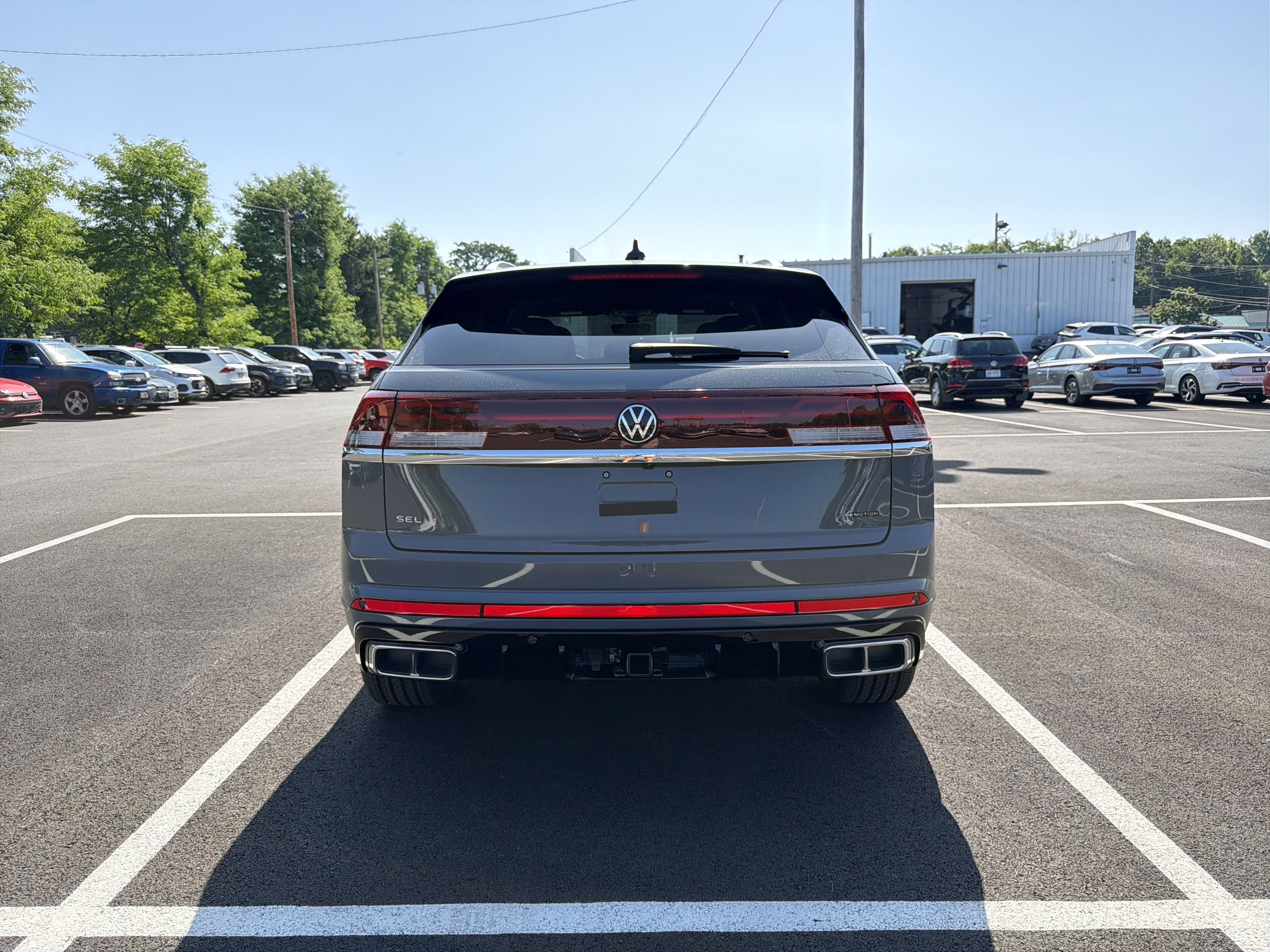 2026 Volkswagen Atlas Cross Sport 2.0T SEL Premium R-Line
