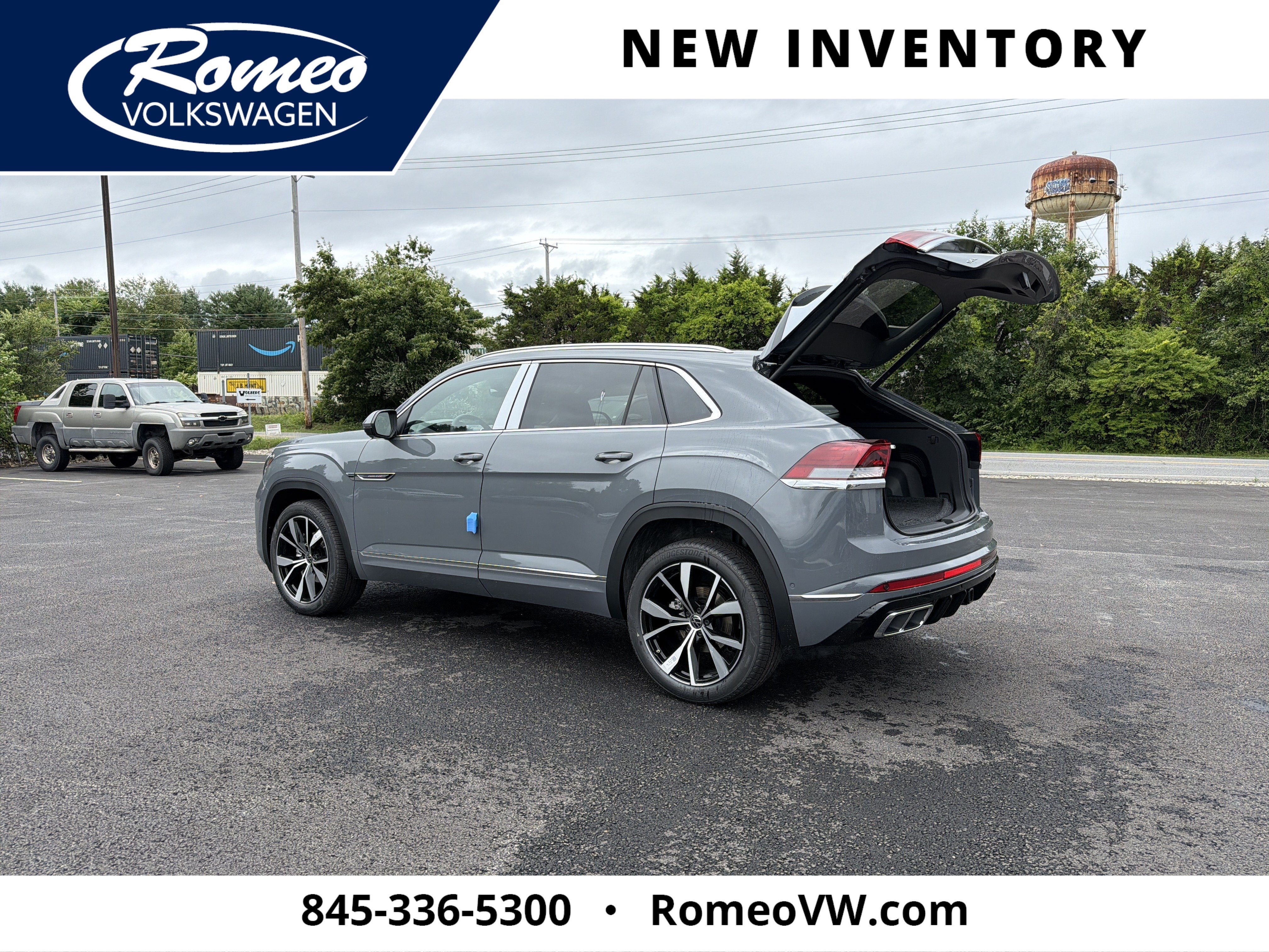 2026 Volkswagen Atlas Cross Sport 2.0T SEL Premium R-Line