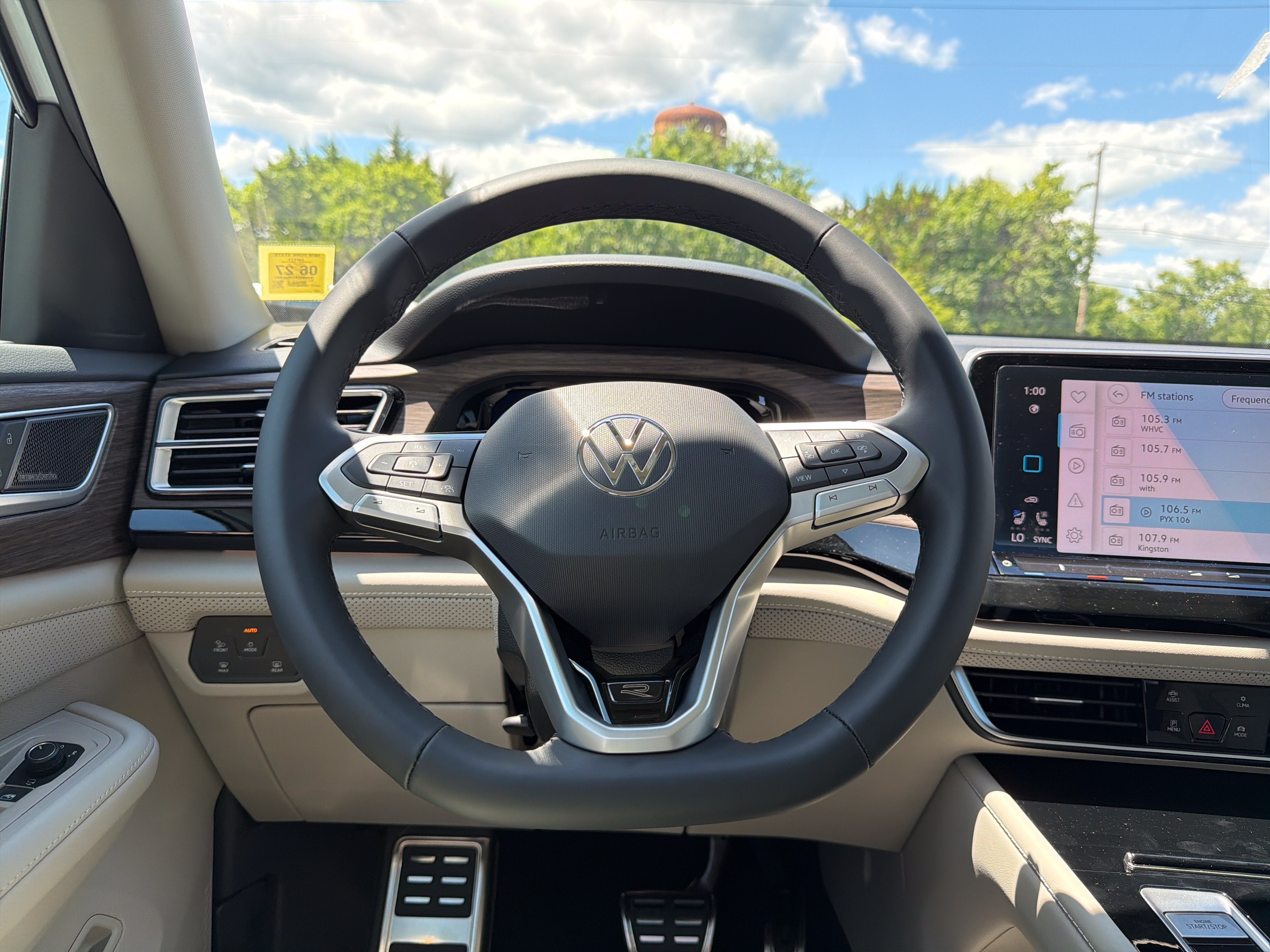 2026 Volkswagen Atlas 2.0T SEL Premium R-Line