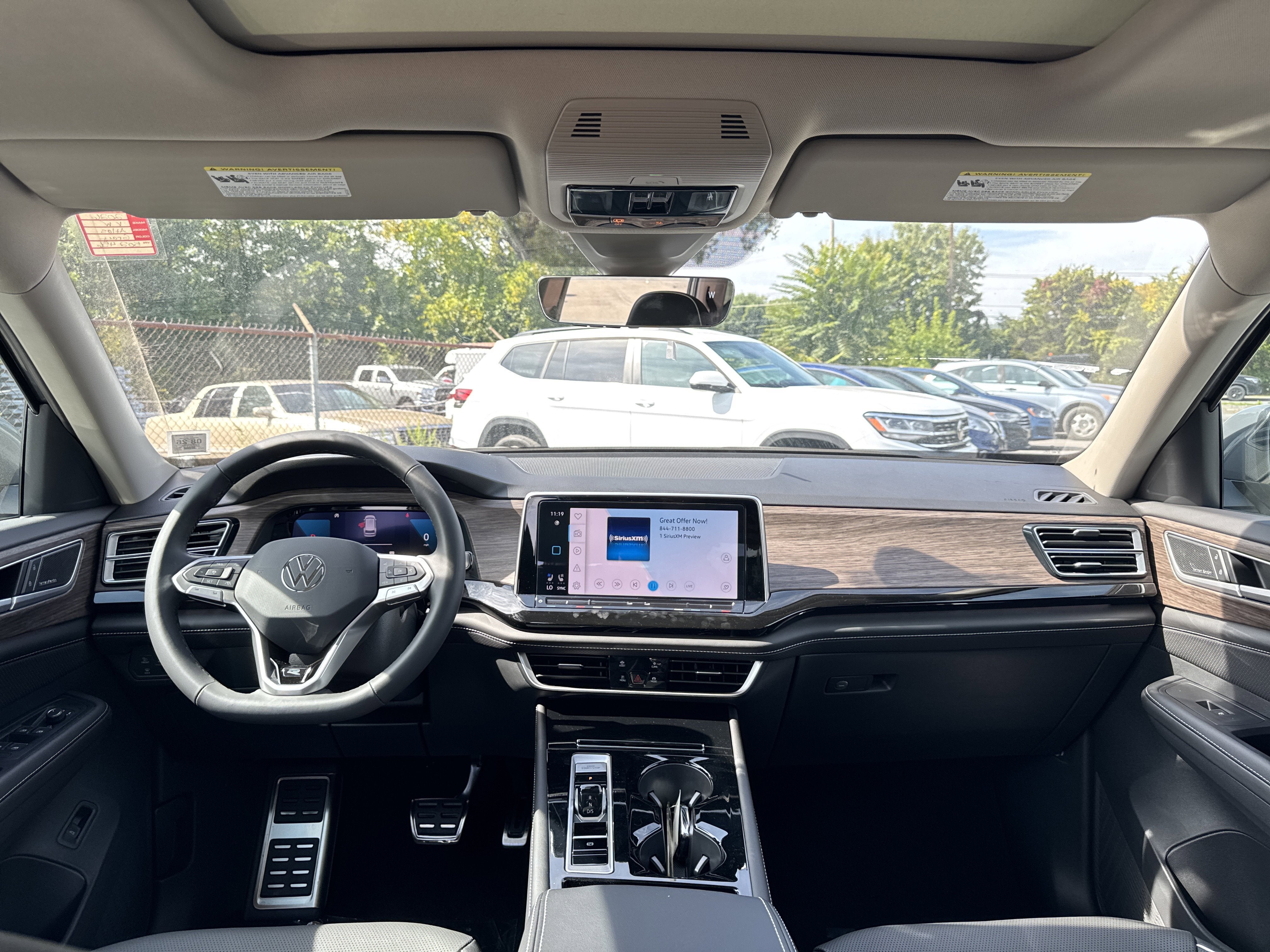 2026 Volkswagen Atlas 2.0T SEL Premium R-Line