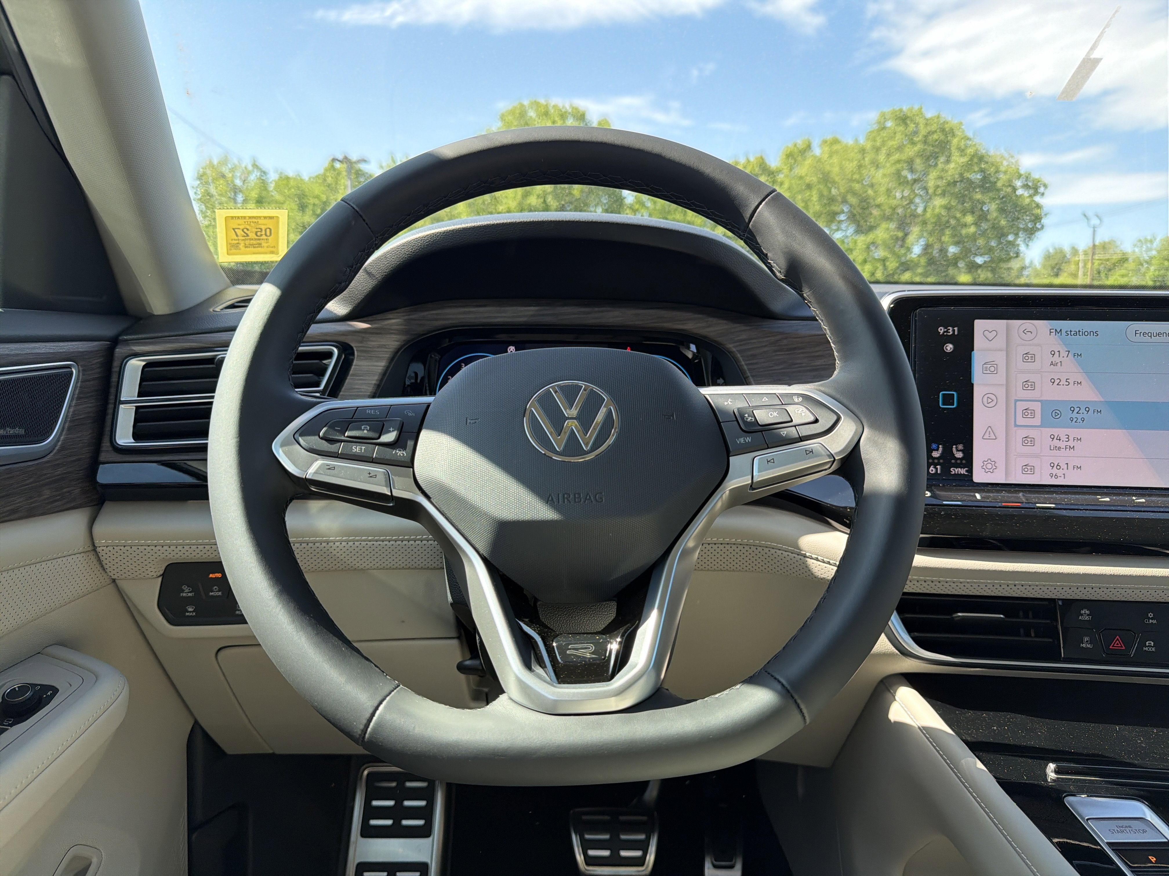 2026 Volkswagen Atlas 2.0T SEL Premium R-Line