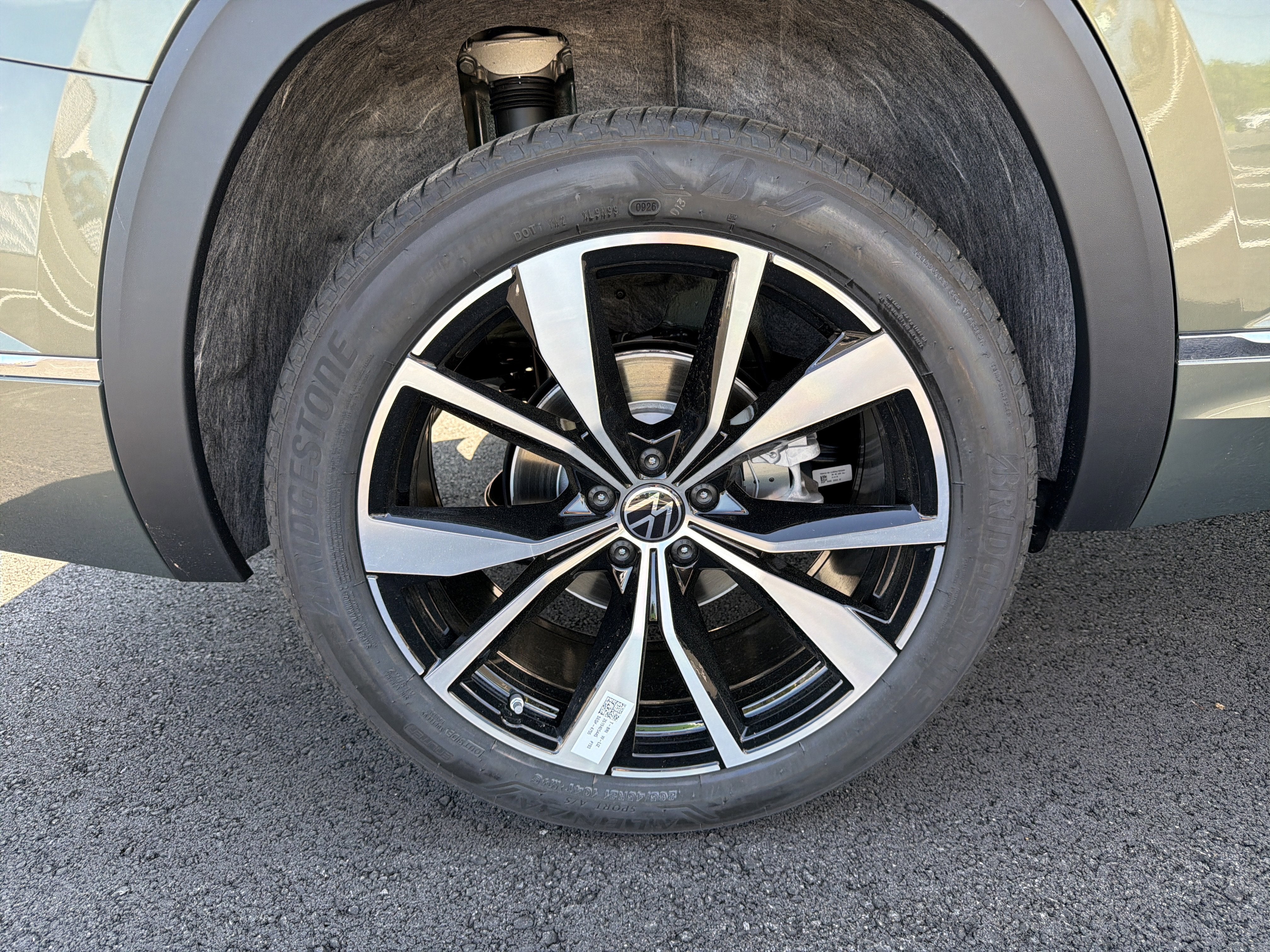 2026 Volkswagen Atlas 2.0T SEL Premium R-Line