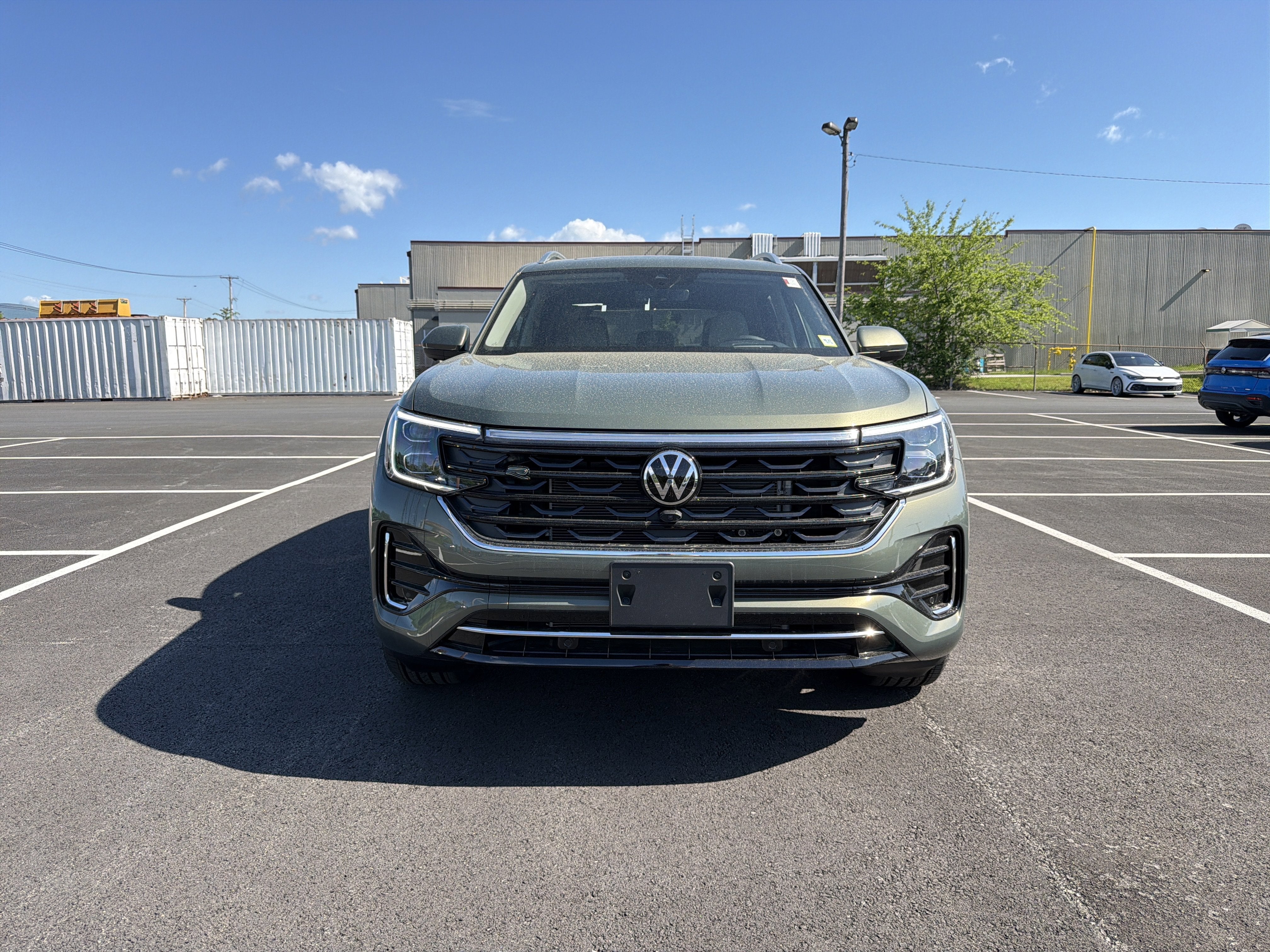 2026 Volkswagen Atlas 2.0T SEL Premium R-Line